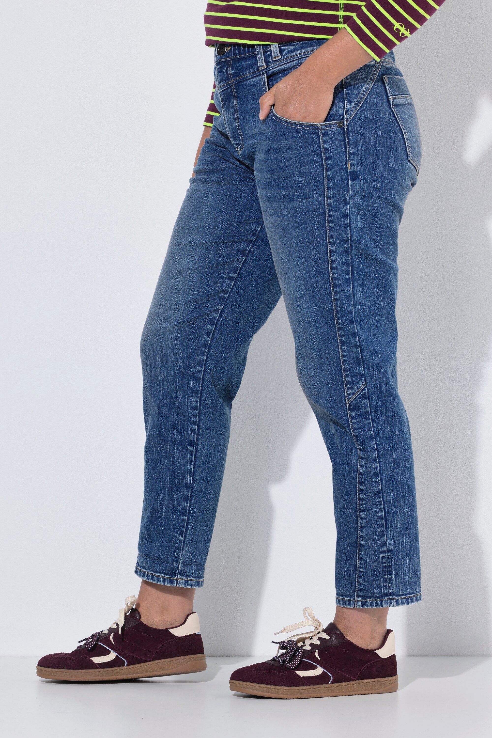 Laurasøn Mom-Jeans Mom-Jeans vorverlegter Seitennaht – Bild 4 von 4