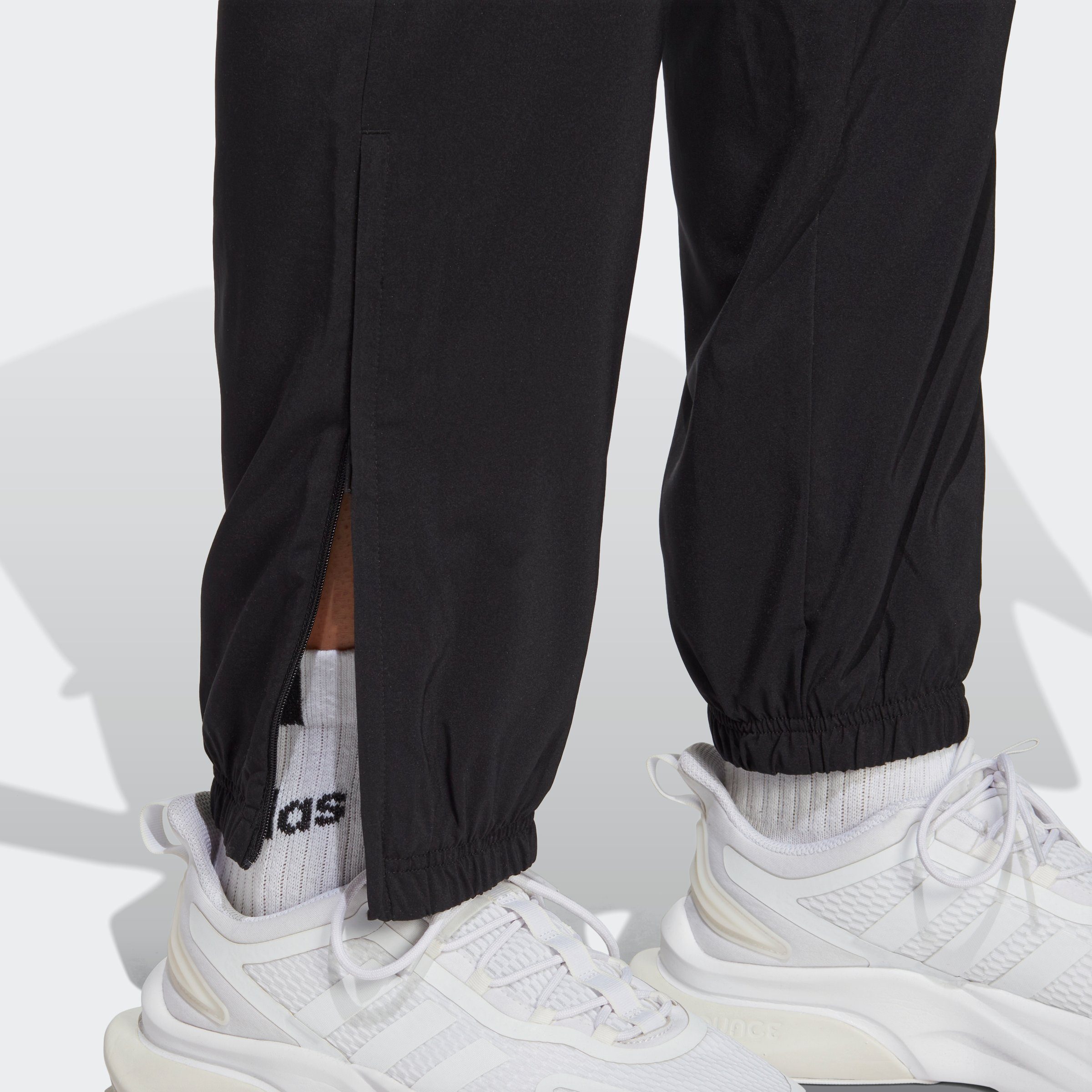 adidas Sportswear Sporthose AEROREADY ESSENTIALS STANFORD ELASTIC CUFF SMALL LOGO HOSE (1-tlg) Feuchtigkeitsabsorbierend, Atmungsaktiv