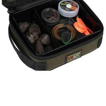 FOX International Tragetasche Fox R Series Zubehörtasche Rigid Lead Bits Bag, Mit starren Trennwandeinsätzen ausgestattet, Kompaktes Design, sodass Sie in die meisten Tackletaschen passt, In der einzigartigen Fox Camo-Tarnfarbe, Polyestertragegriffe an mehreren Seiten, Maße: 18.5cm x 14.5cm x 7cm