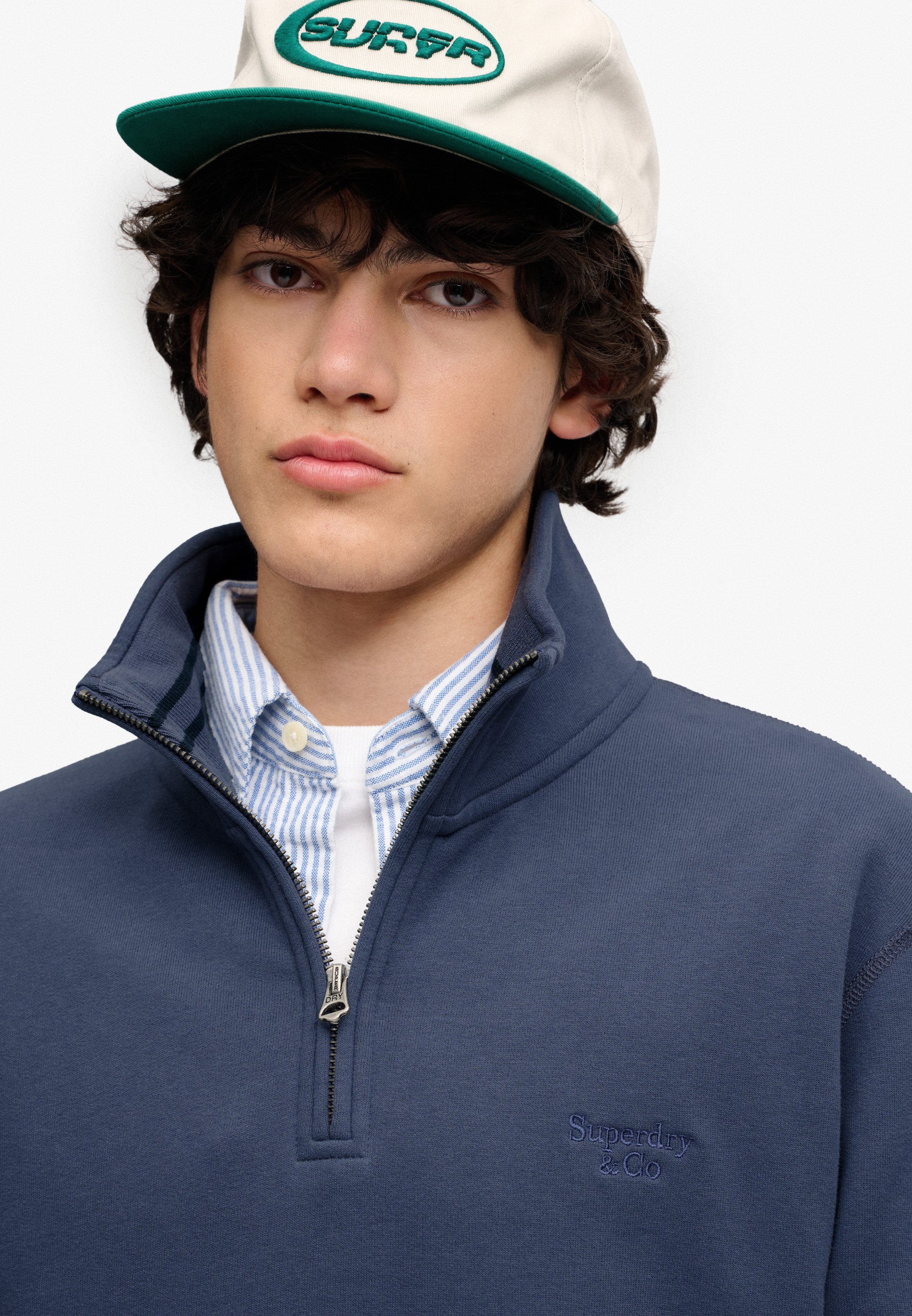 Superdry Sweatshirt ESSENTIAL SERIF LOGO HALF ZIP Baumwollmischung