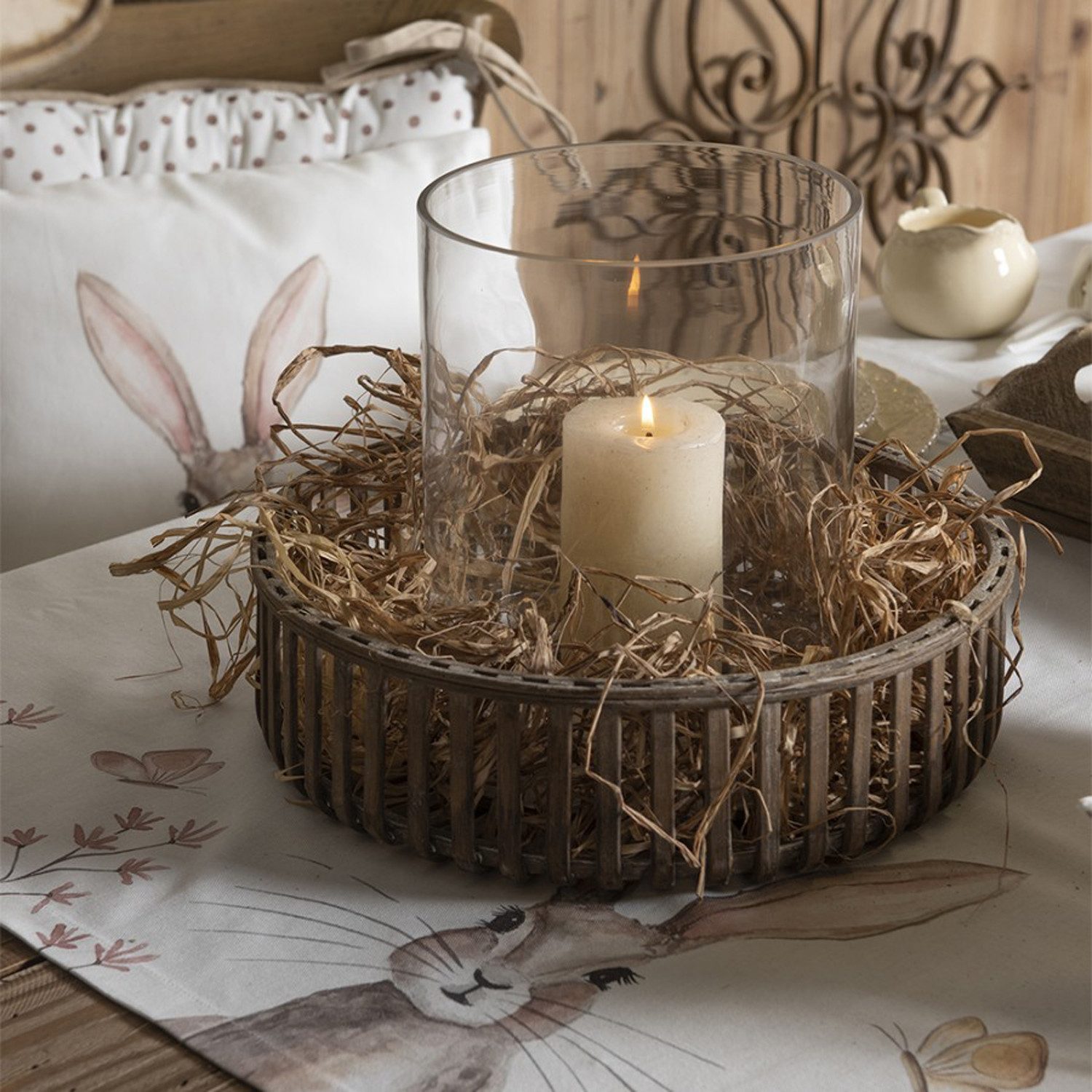 Clayre & Eef Tischdecke Rustic Easter Bunny (1-tlg, 1-teilig), quadratische Tischdecke Mitteldecke ca.100x100cm Baumwolle