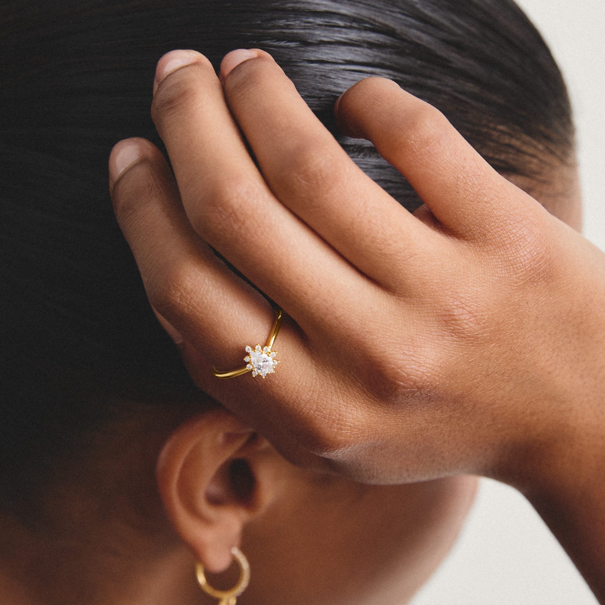 THOMAS SABO Fingerring Ring mit Zirkoniasteinen gelbgoldfarben, mit Zirkonia (synth)