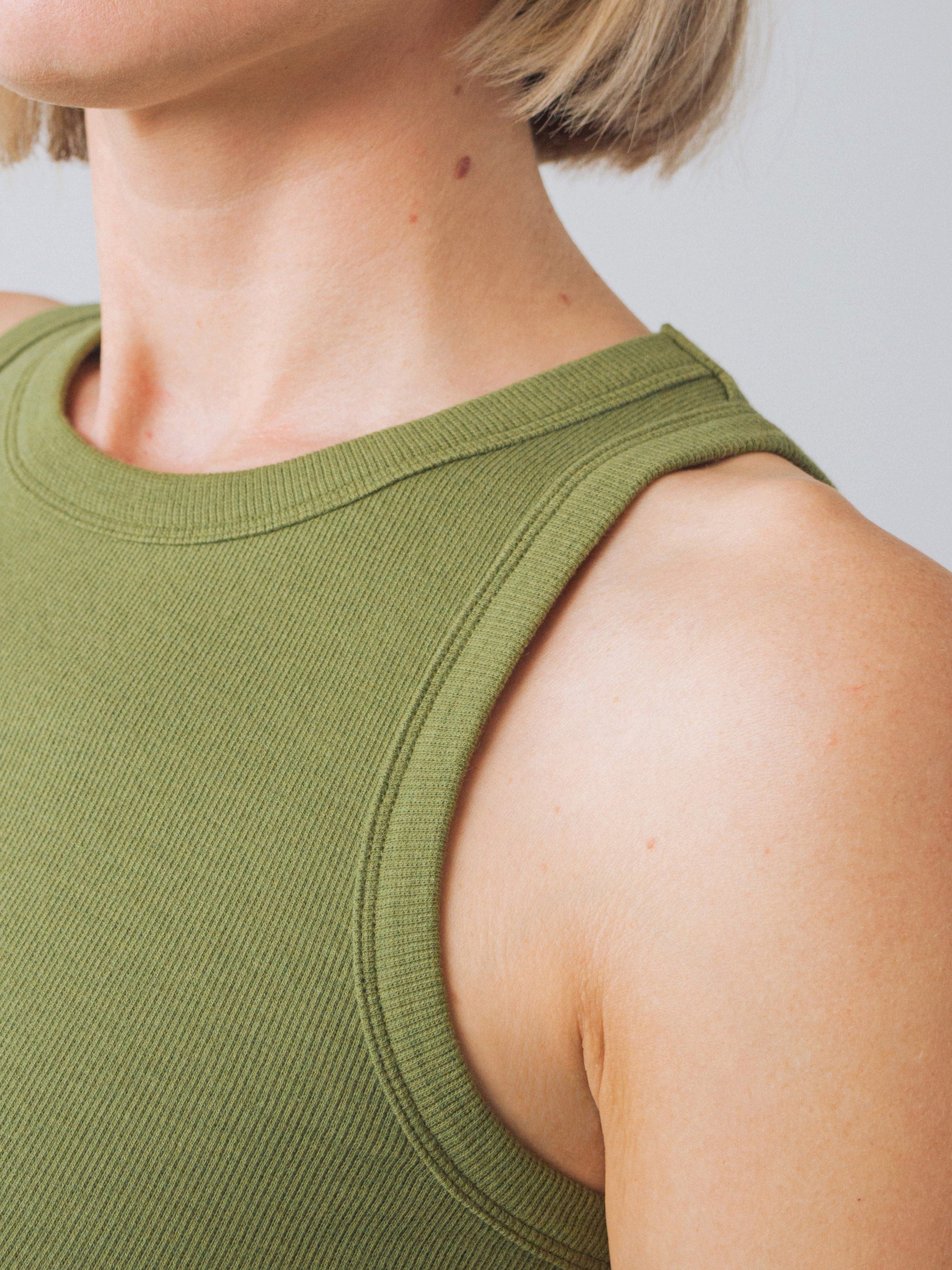 HONEST BASICS Tanktop Geripptes Racer-Top aus Bio- und recycelter Baumwolle
