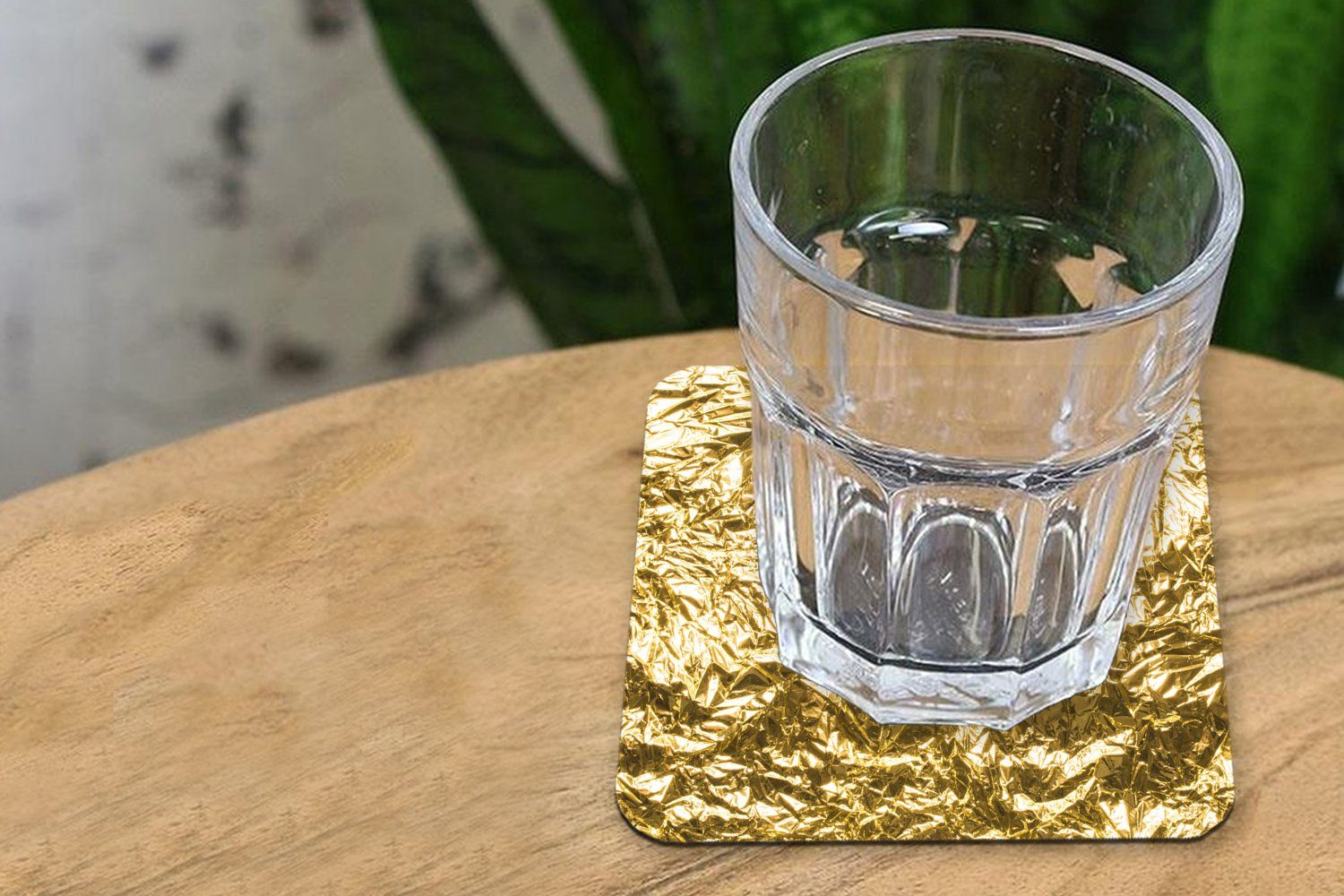 MuchoWow Glasuntersetzer Goldfolie mit Tischuntersetzer, Tasse Glasuntersetzer, 6-tlg., Korkuntersetzer, Gläser, Zubehör Untersetzer, faltiger Textur, für