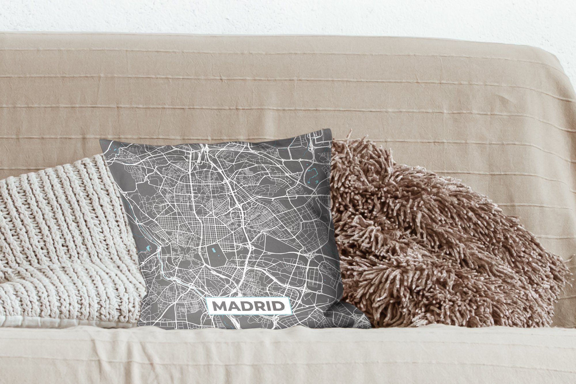 Madrid Schlafzimmer, Deko, MuchoWow für mit - Dekokissen Blau Karte Wohzimmer, Füllung Zierkissen - Stadtplan, - Sofakissen