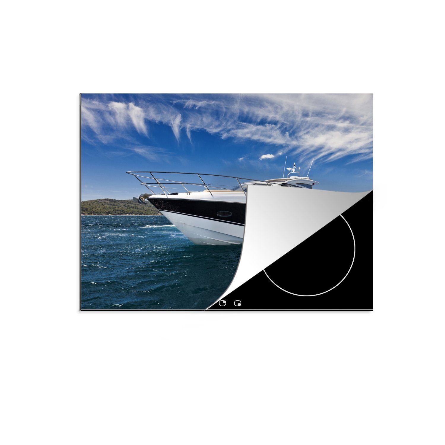 MuchoWow Herdblende-/Abdeckplatte Ein superschnelles Boot in den blauen Gewässern, Vinyl, (1 tlg), 71x52 cm, Induktionskochfeld Schutz für die küche, Ceranfeldabdeckung