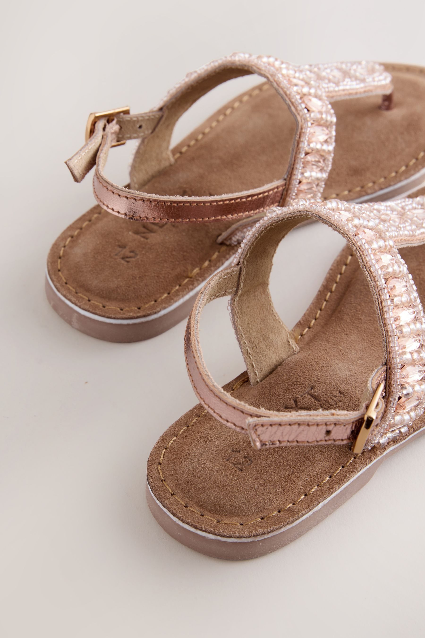 Next Verzierte Zehenschlaufen-Sandalen Sandale (1-tlg)