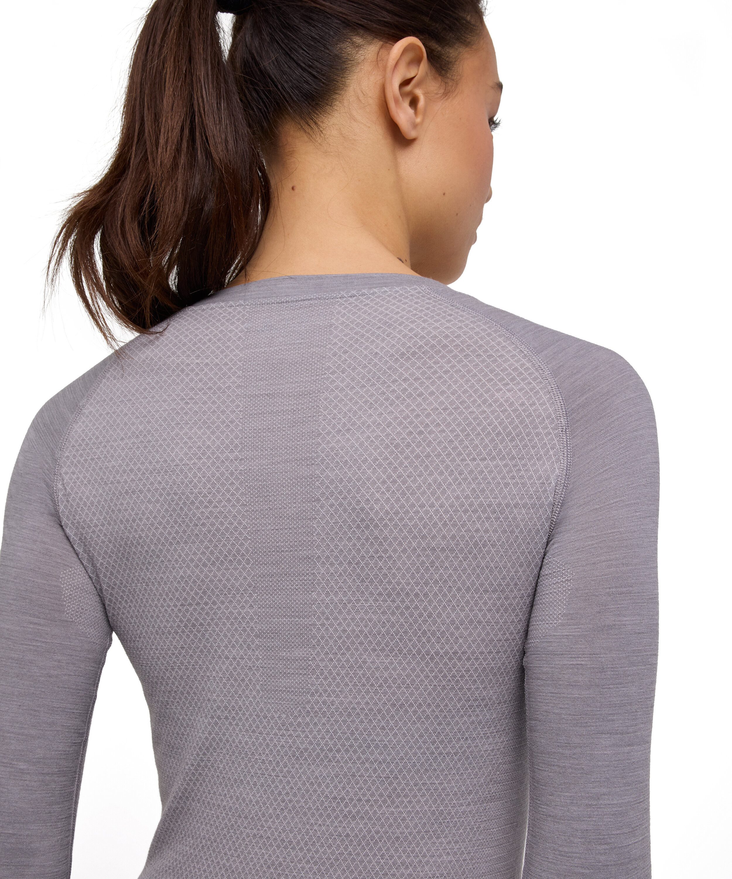 FALKE Funktionsshirt FALKE Langarmshirt Wool-Tech Light (1-tlg., 1) aus Merinowolle für warme bis kalte Temperaturen