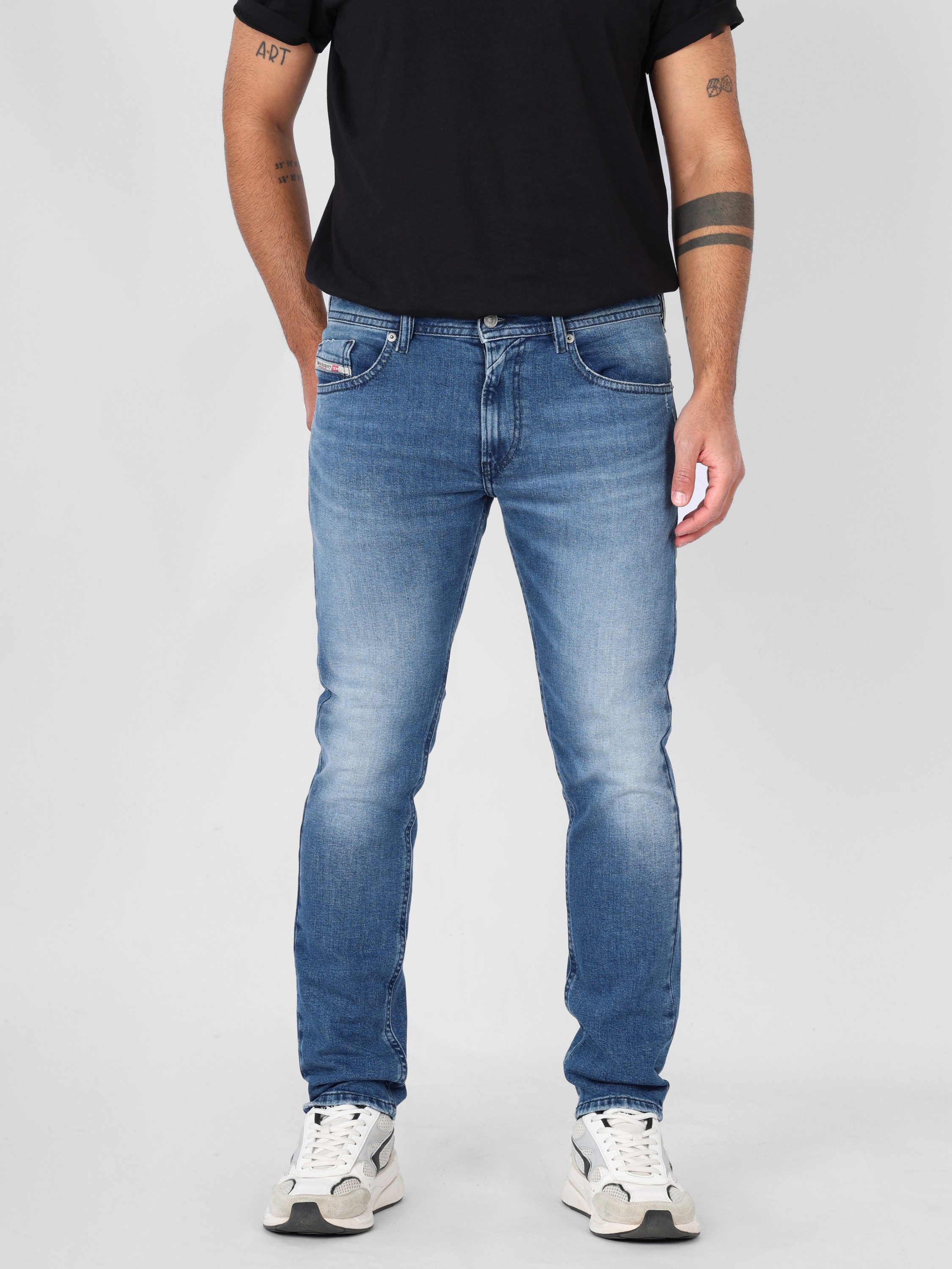 Diesel Slim-fit-Jeans Leicht & Weich - THOMMER-R R963F - Länge:32 niedrige Leibhöhe
