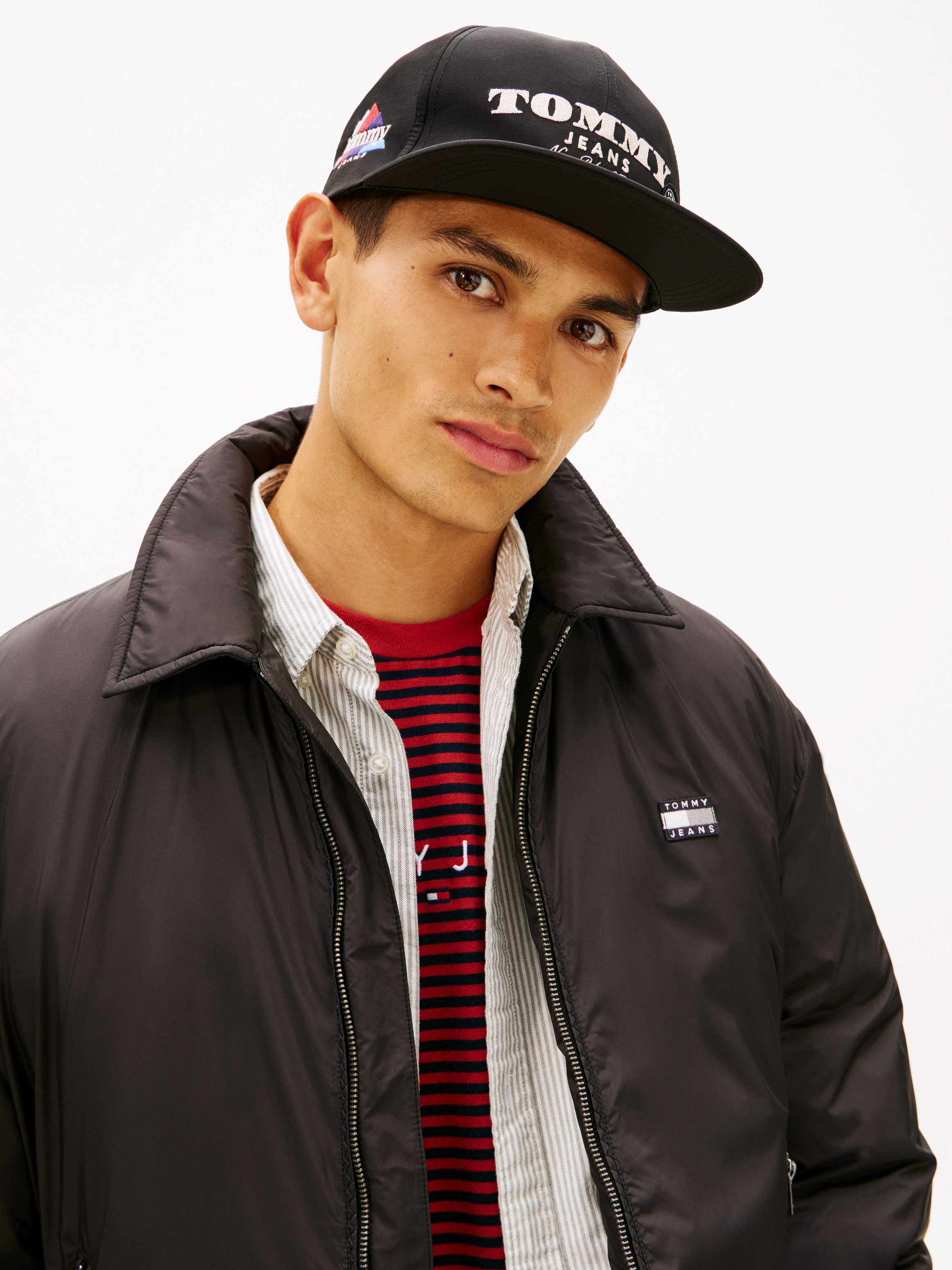 Tommy Jeans Baseball Cap TJM ARCHIVE TREK mit Logo-Stickerein