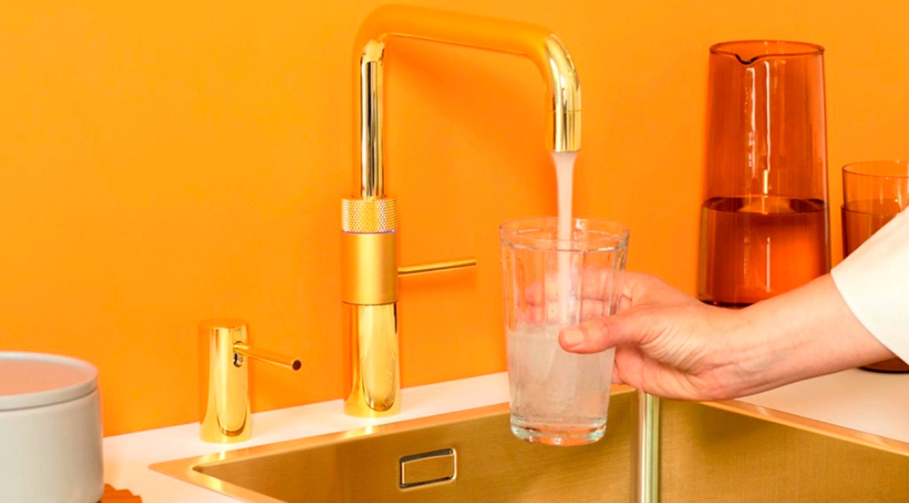 Gold QUOOKER mit FUSION SQUARE mit Küchenarmatur B CUBE 100°C (22FSGLDCUBE) QUOOKER Kochendwasserhahn (2-St) Combi Trinkwassersystem 2