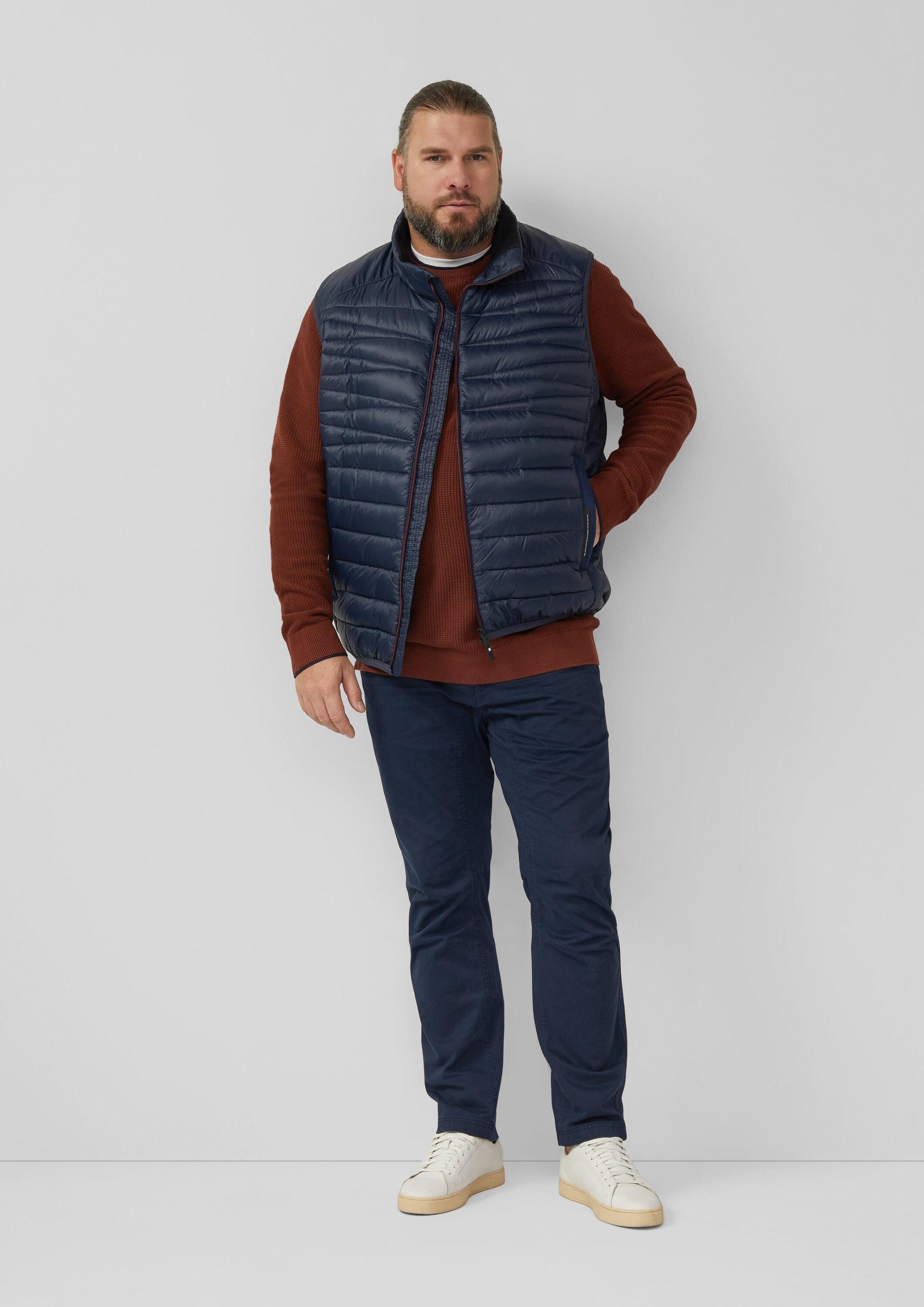 s.Oliver Outdoorjacke Outdoor-Weste Leichte Steppweste mit Stehkragen und Kontrast-Details