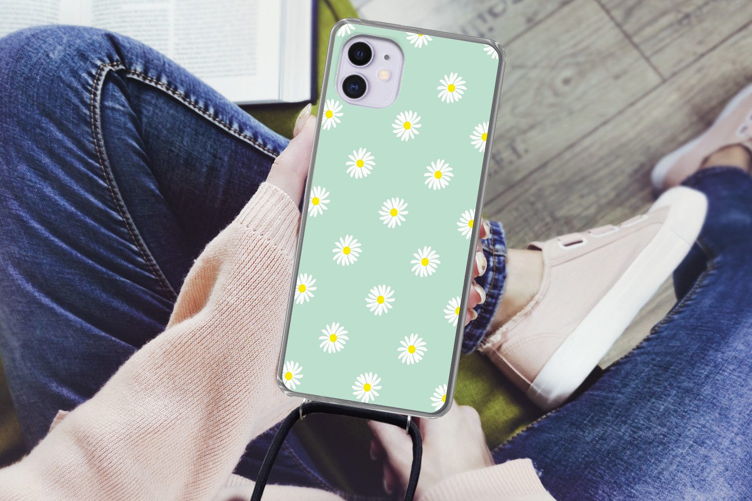 MuchoWow Handyhülle für Apple iPhone 12 Gänseblümchen - Pastell - Weiß - Grün - Florales M, Tragbare Handyhüllen mit Kette zum umhängen, Handykette Handyband