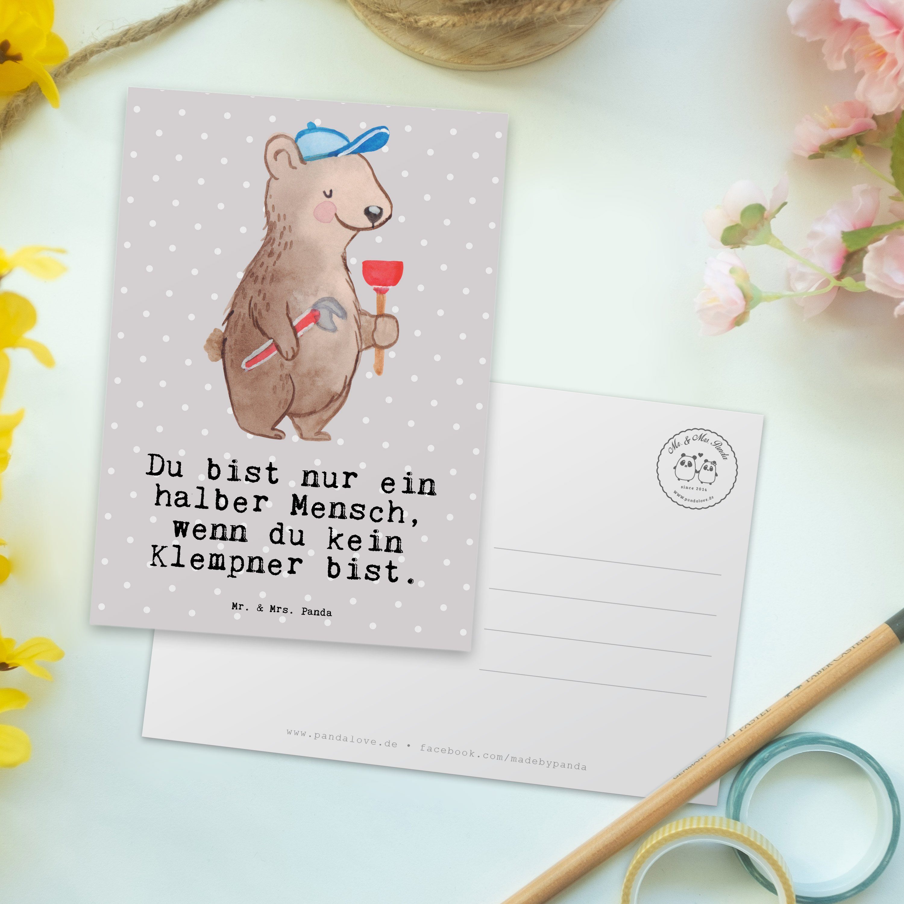 Mr. & Mrs. Panda Postkarte Klempner mit Herz - Grau Pastell - Geschenk, Sanitärinstallationen, G