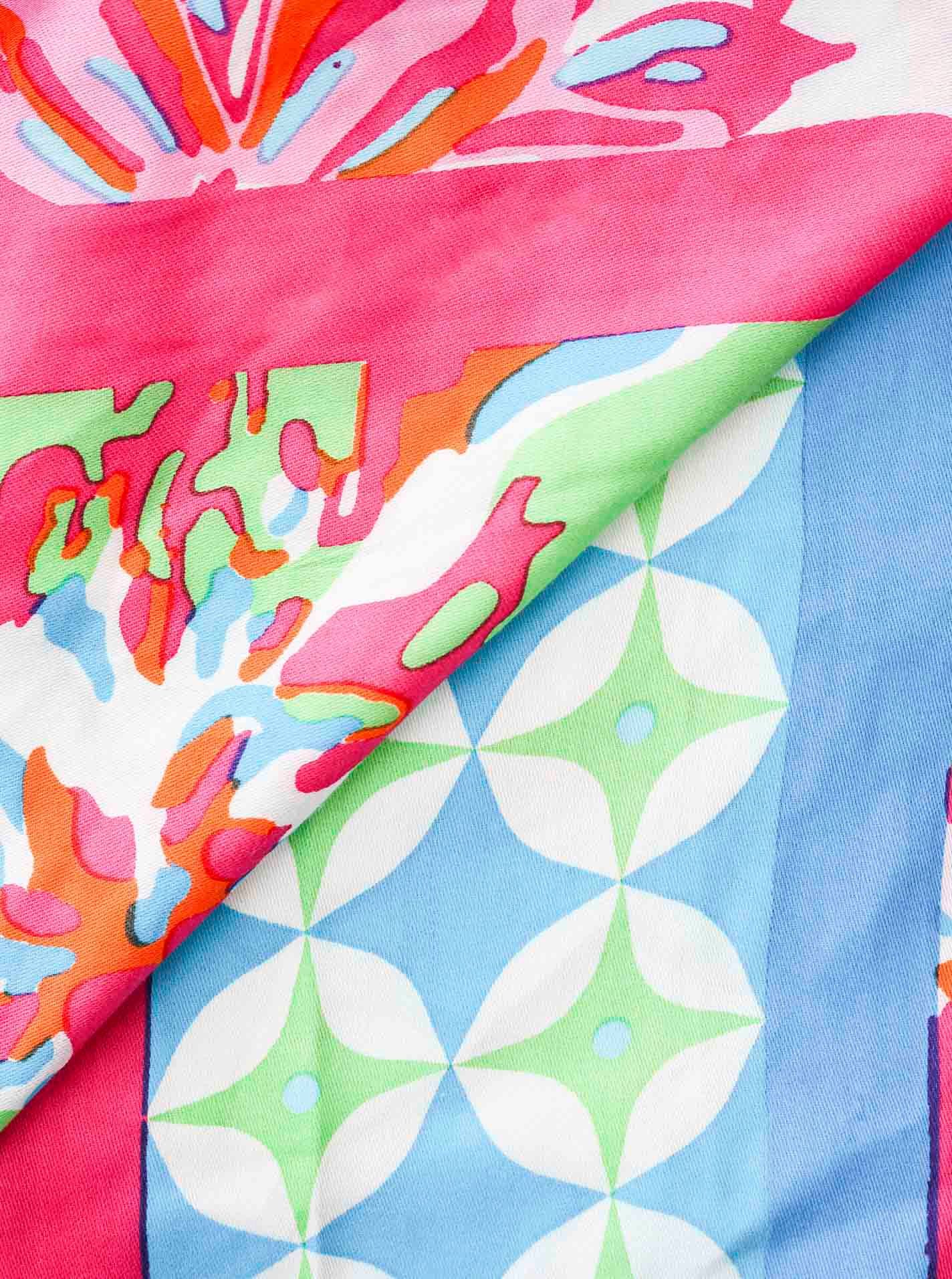 Zwillingsherz Modetuch "Hawaii Blume", mit Tasseln und farbenfrohem Blumenm günstig online kaufen