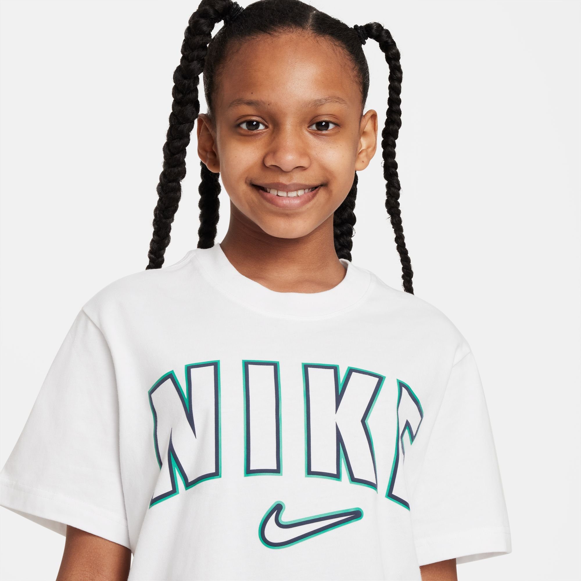 Kinder für G NSW BOXY Sportswear T-Shirt - WHITE PRNT Short Nike Sleeve TEE