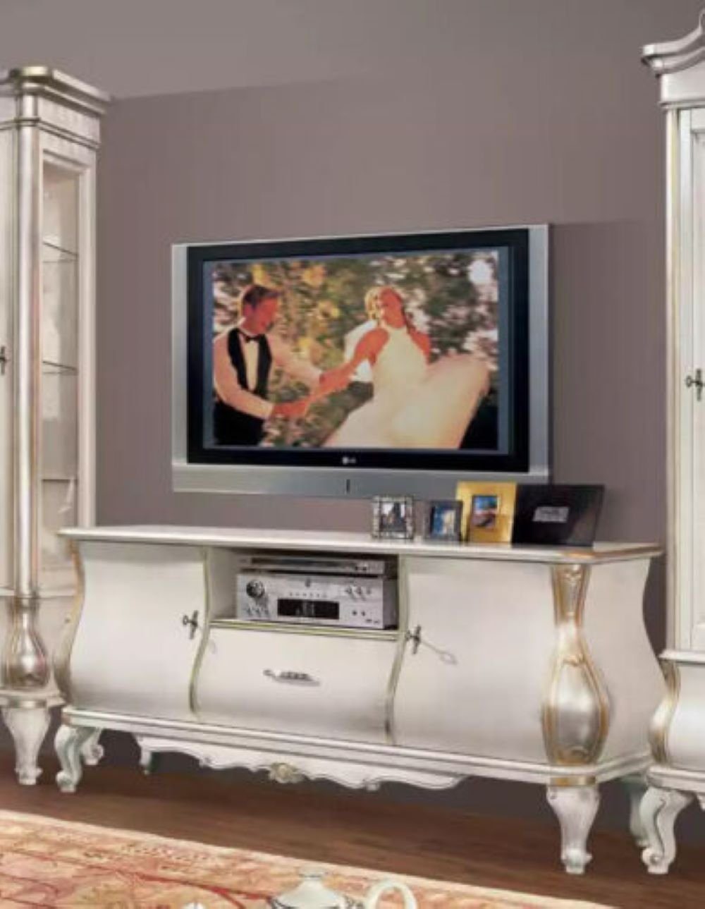 Luxuriöses JVmoebel neu Europa klassisches in weißes TV-Ständer TV-Wand Holz Wohnzimmer, Made im