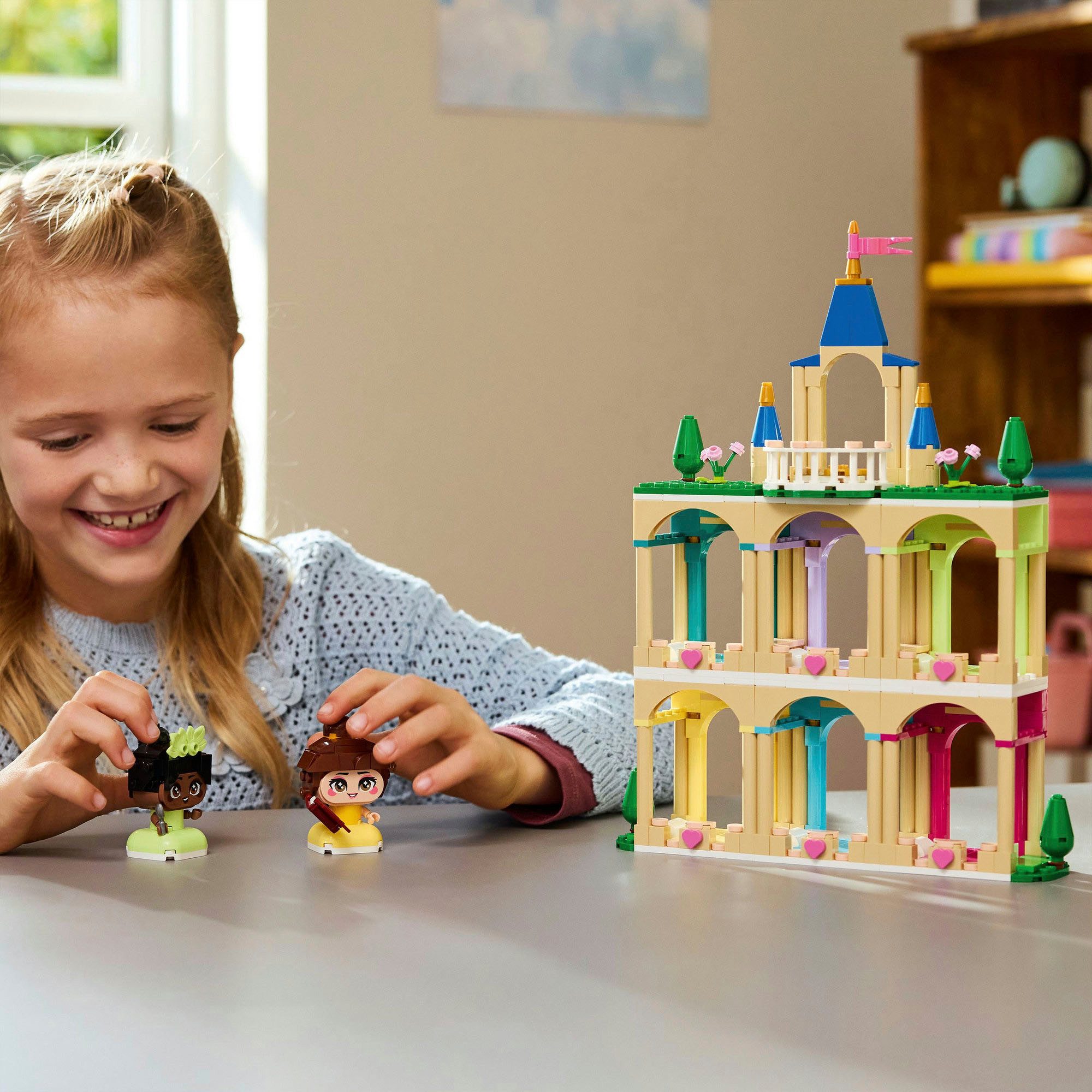 LEGO® Die Mini-Prinzessinnen Belle und Tiana mit ihrem Schloss (43291) Konstruktionsspielsteine, (358 St), LEGO Disney Princess; Made in Europe