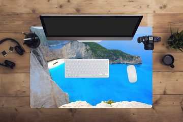 MuchoWow Gaming Mauspad Blick auf das strahlend blaue Meer und den weißen Strand von Navagio (1-St), Büro für Tastatur und Maus, Mousepad Gaming, 90x60 cm, XXL, Großes