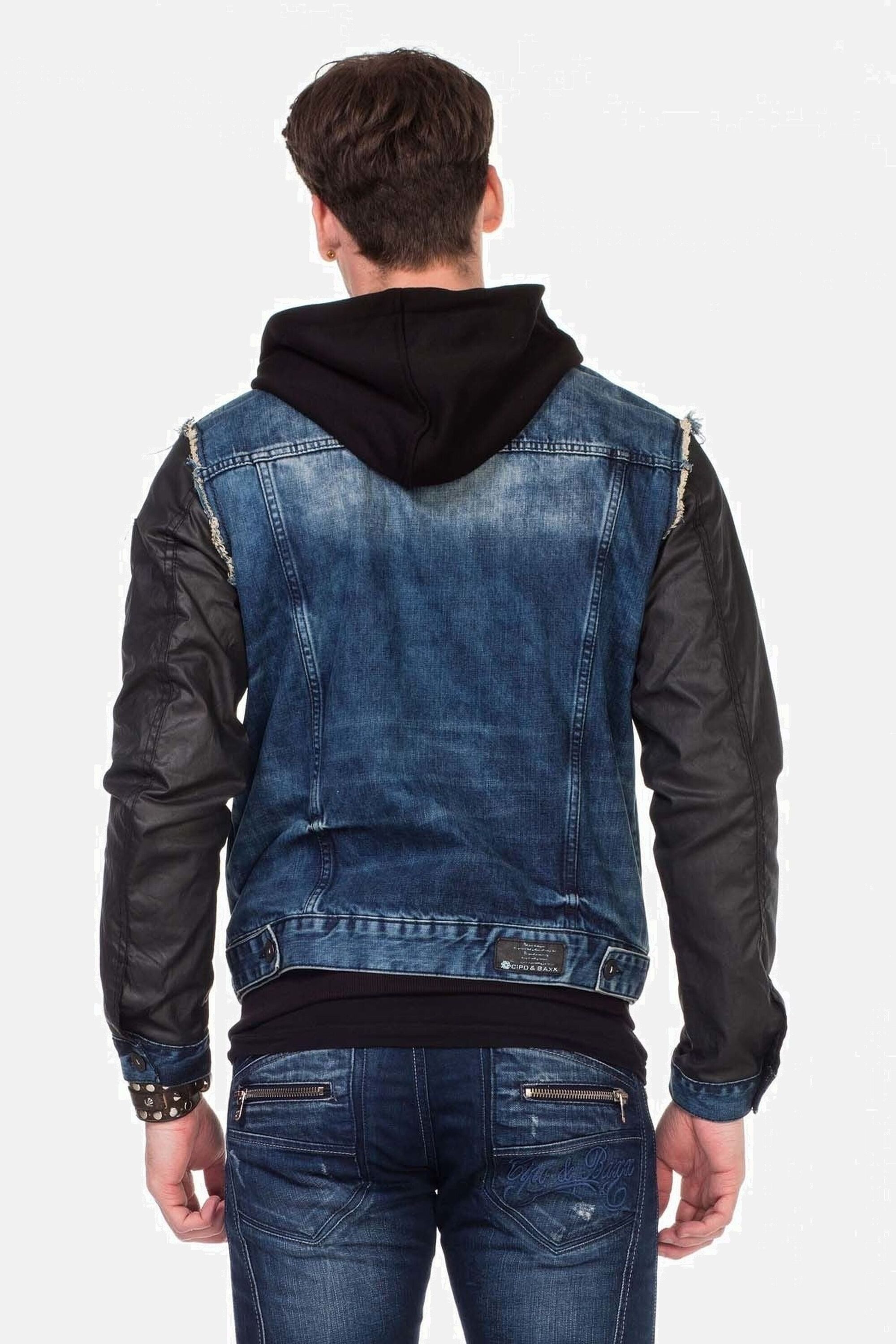 Cipo & Baxx Jeansjacke Jacke mit Metall Patch am Oberarm, C-1290