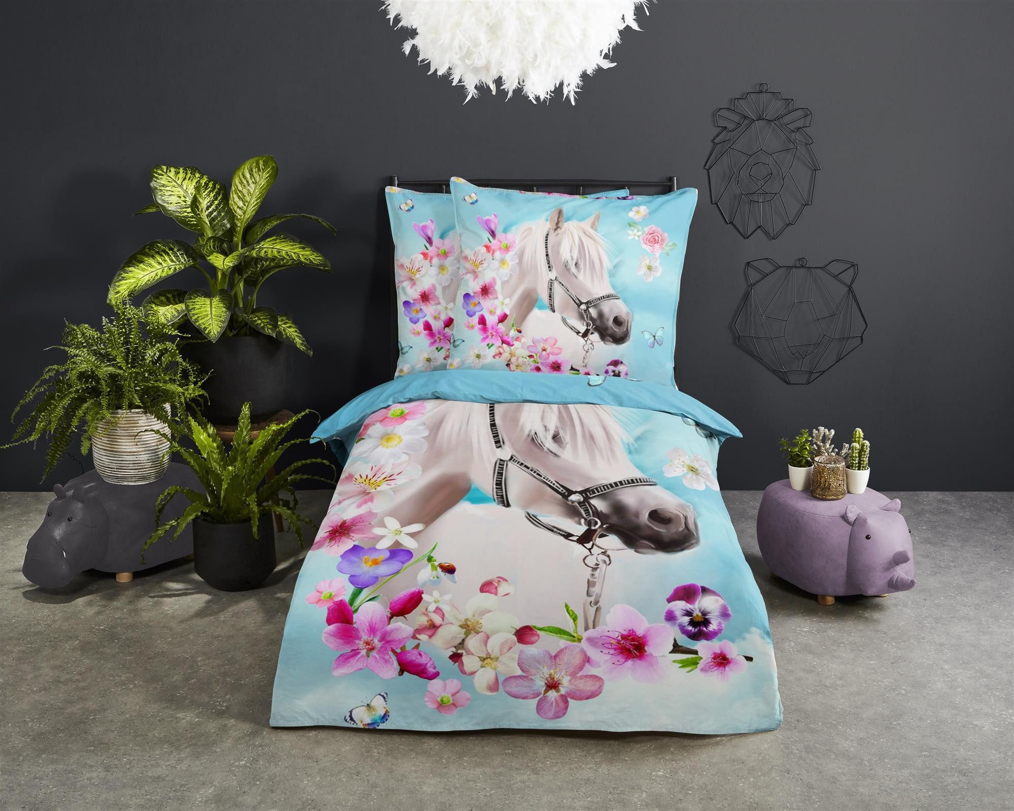 Bettwäsche weißes Pferd Horses Blume pink blau hellblau
