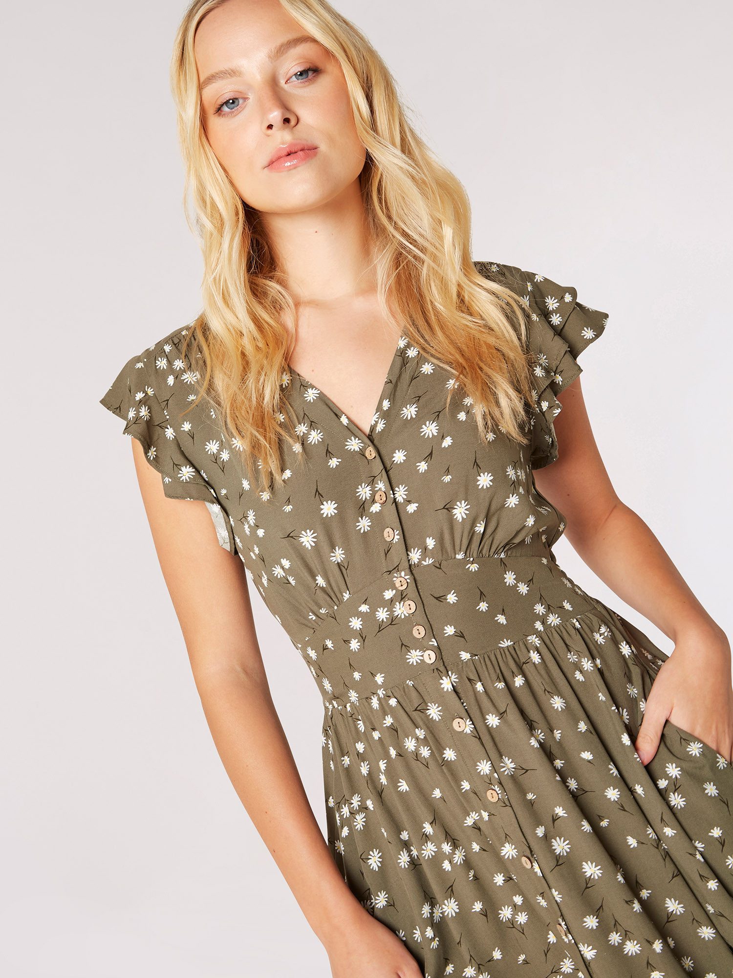 Apricot Druckkleid Florales Sommerkleid mit Knopfleiste