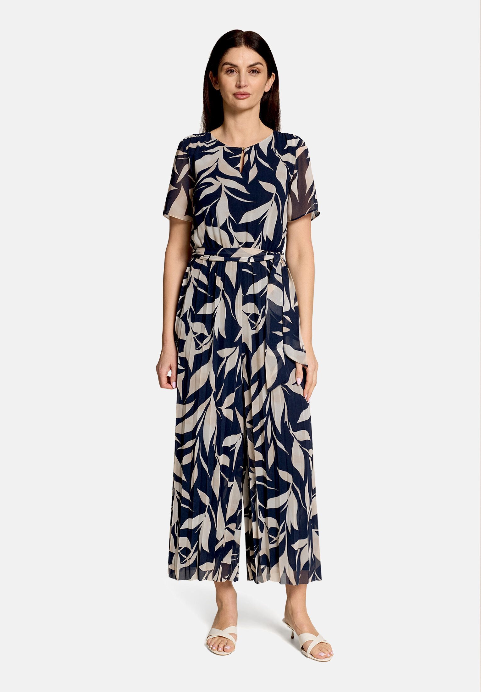 Betty&Co Overall Damen mit Plissee (1-tlg) – Bild 2 von 5