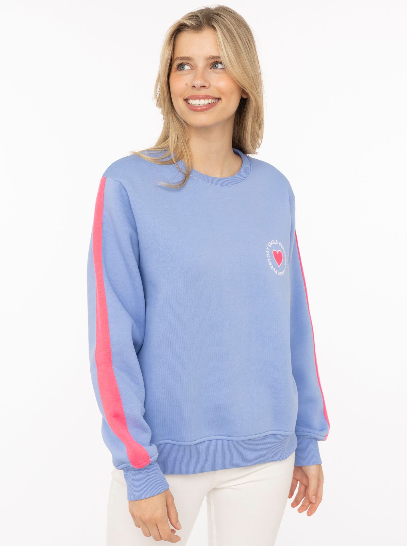 Zwillingsherz Sweatshirt "Smile Everyday" pinker Streifen am Arm, Rundhals, gesticktes Herz und Schrift