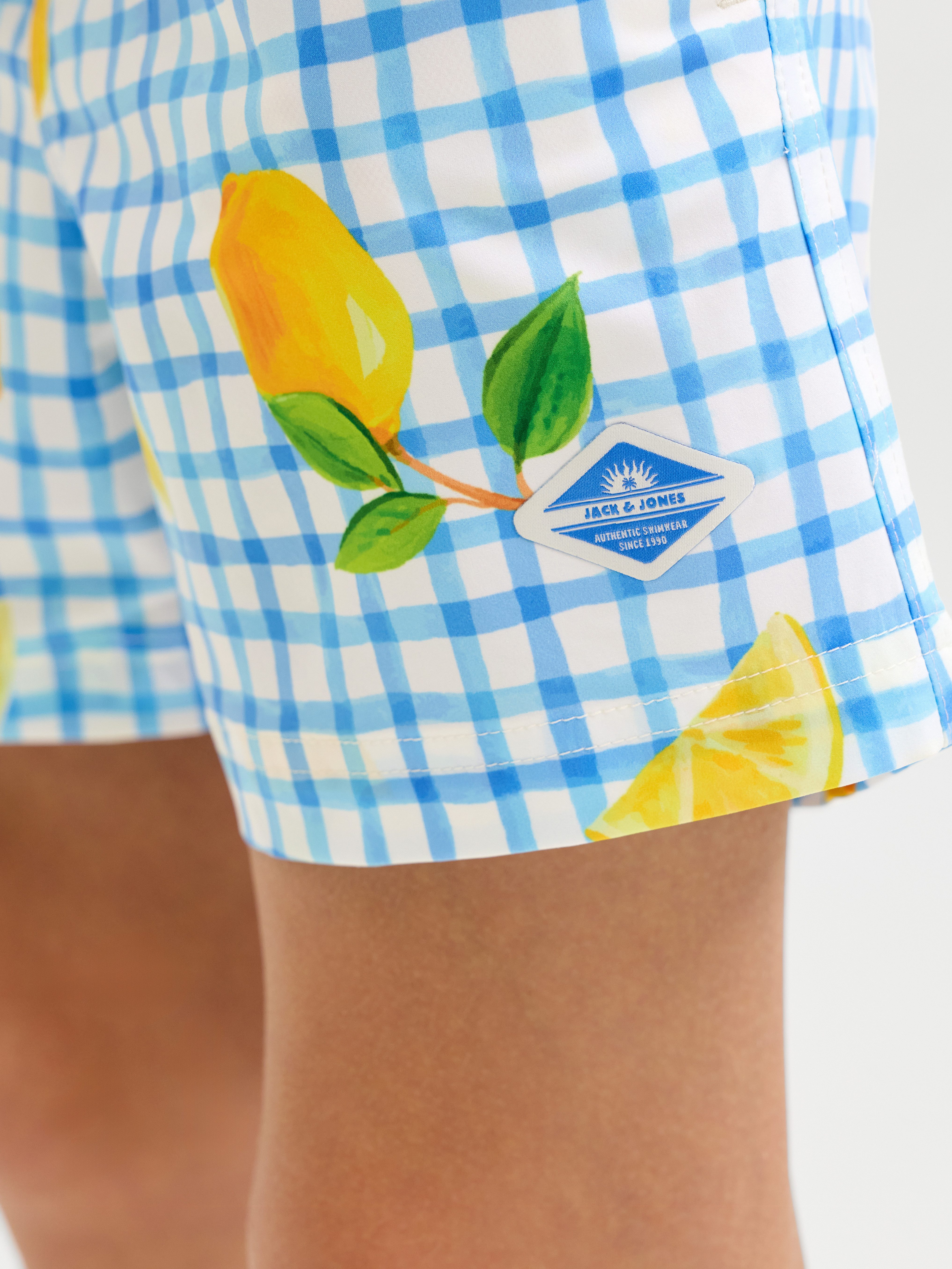 Jack & Jones Junior Badeshorts JPSTMAUI VIBES NOVELTY AOP SWIM SH JNR