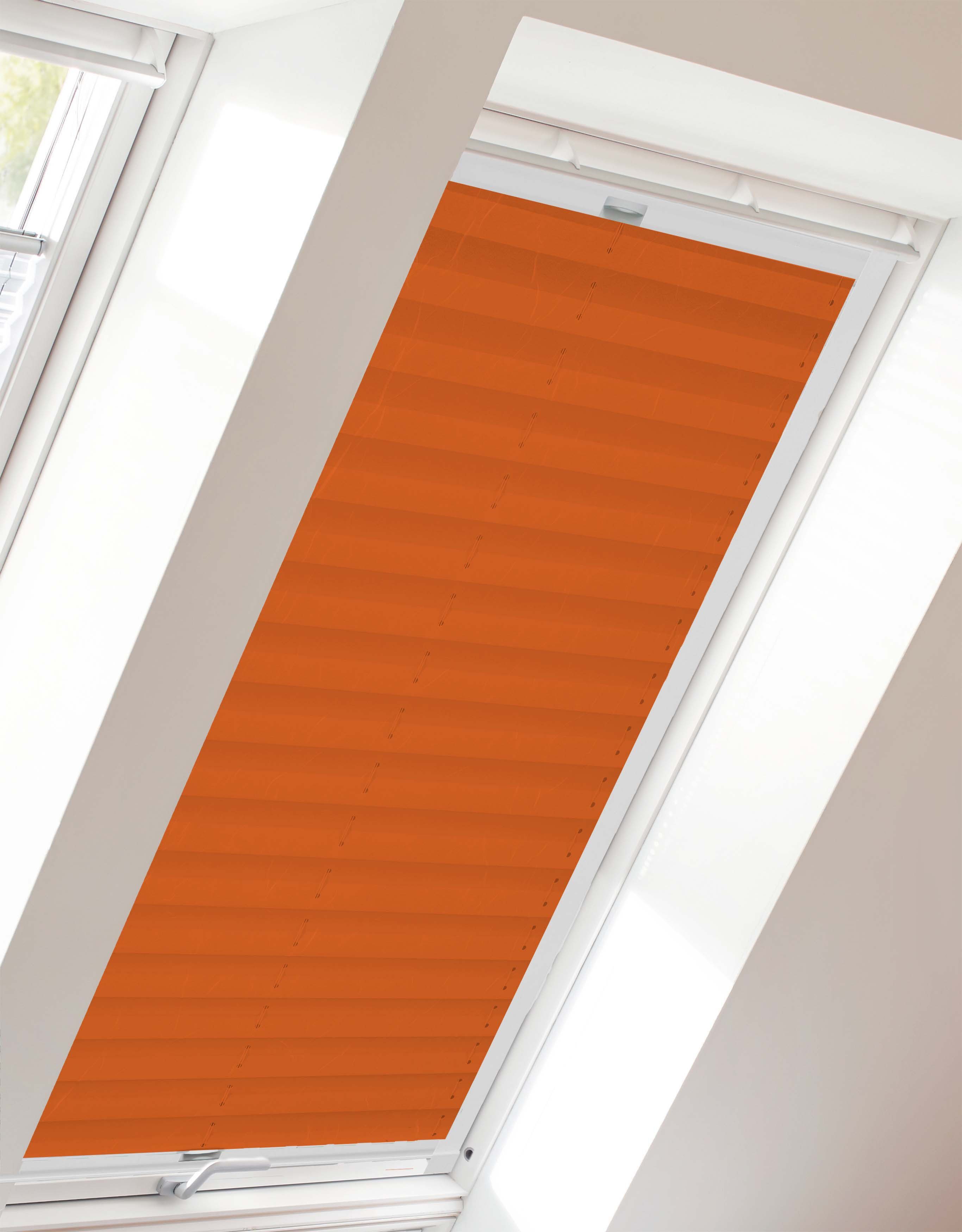 Young Dachfensterplissee Style Crush, mit sunlines, orange Lichtschutz, verschraubt, verspannt, Führungsschienen