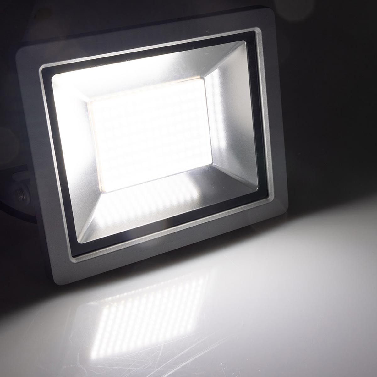 ChiliTec LED Flutlichtstrahler LED-Fluter SlimLine"CTF-SLT30 PIR" 30W 2960lm IP44, daylight/tageslichtweiß – Bild 2 von 5