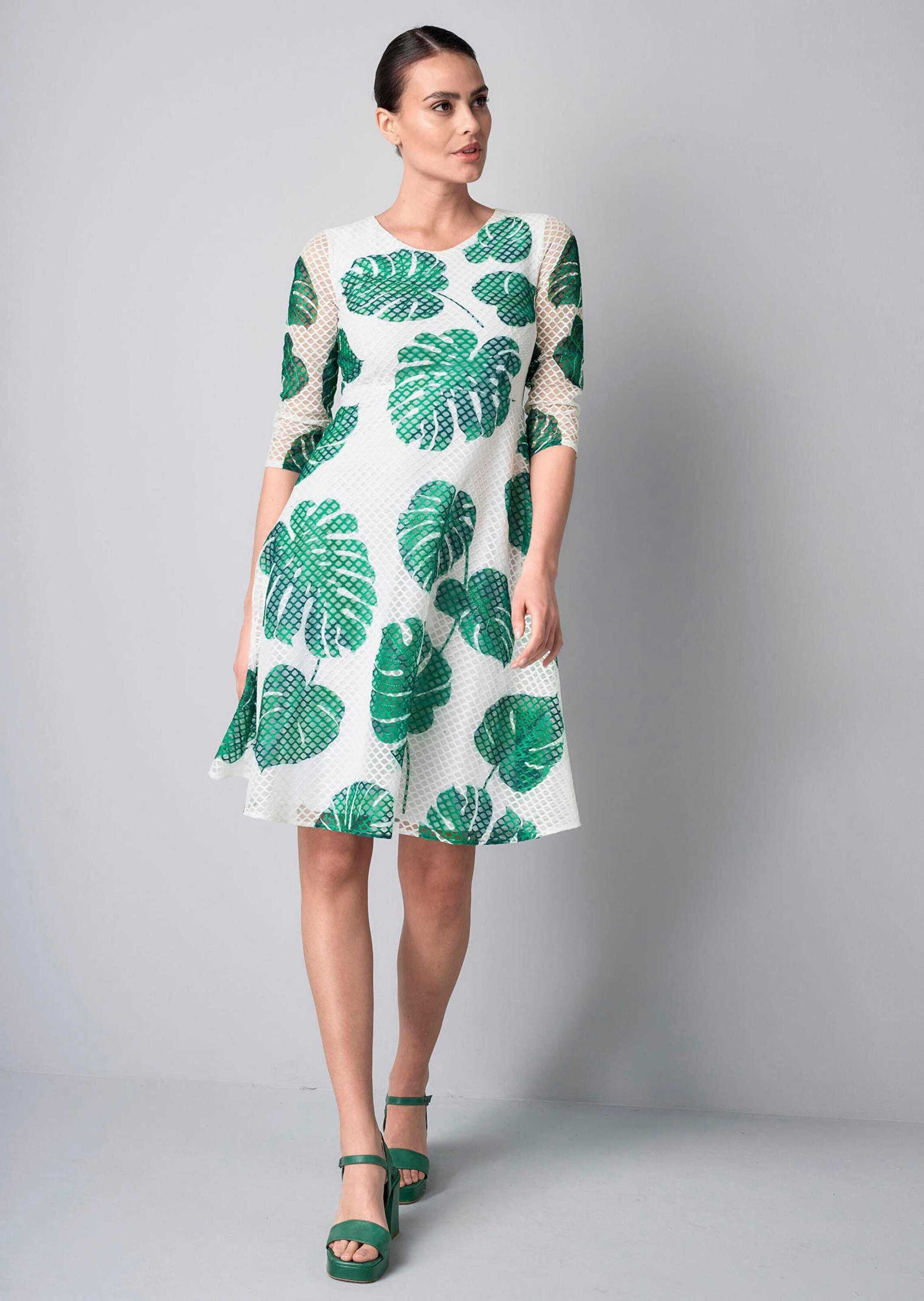 Druckkleid Kleid aus Lochspitze