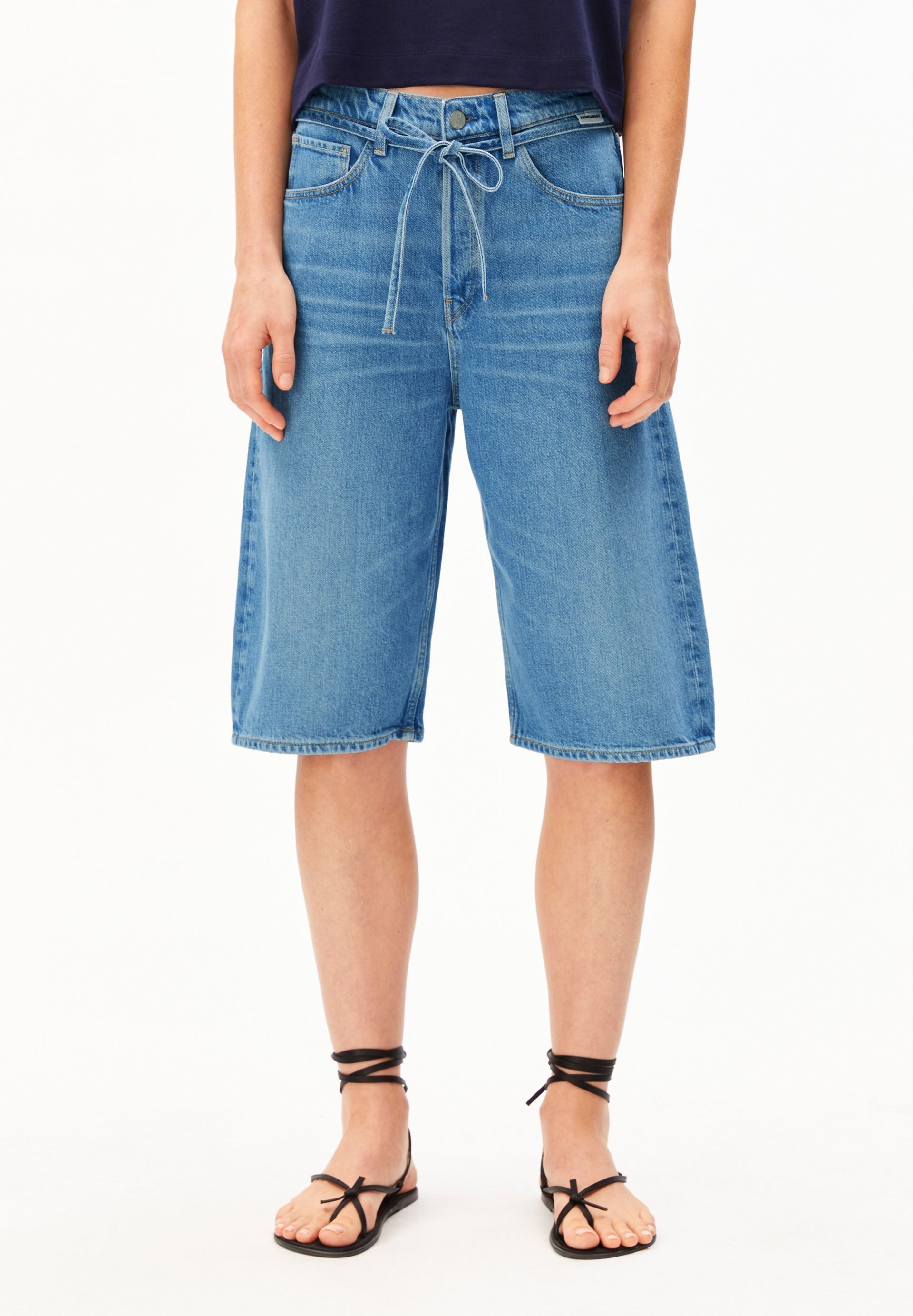 Armedangels Shorts DAANY Jeans-Shorts aus Baumwoll-Lyocell-Mix (Baggy Fit)