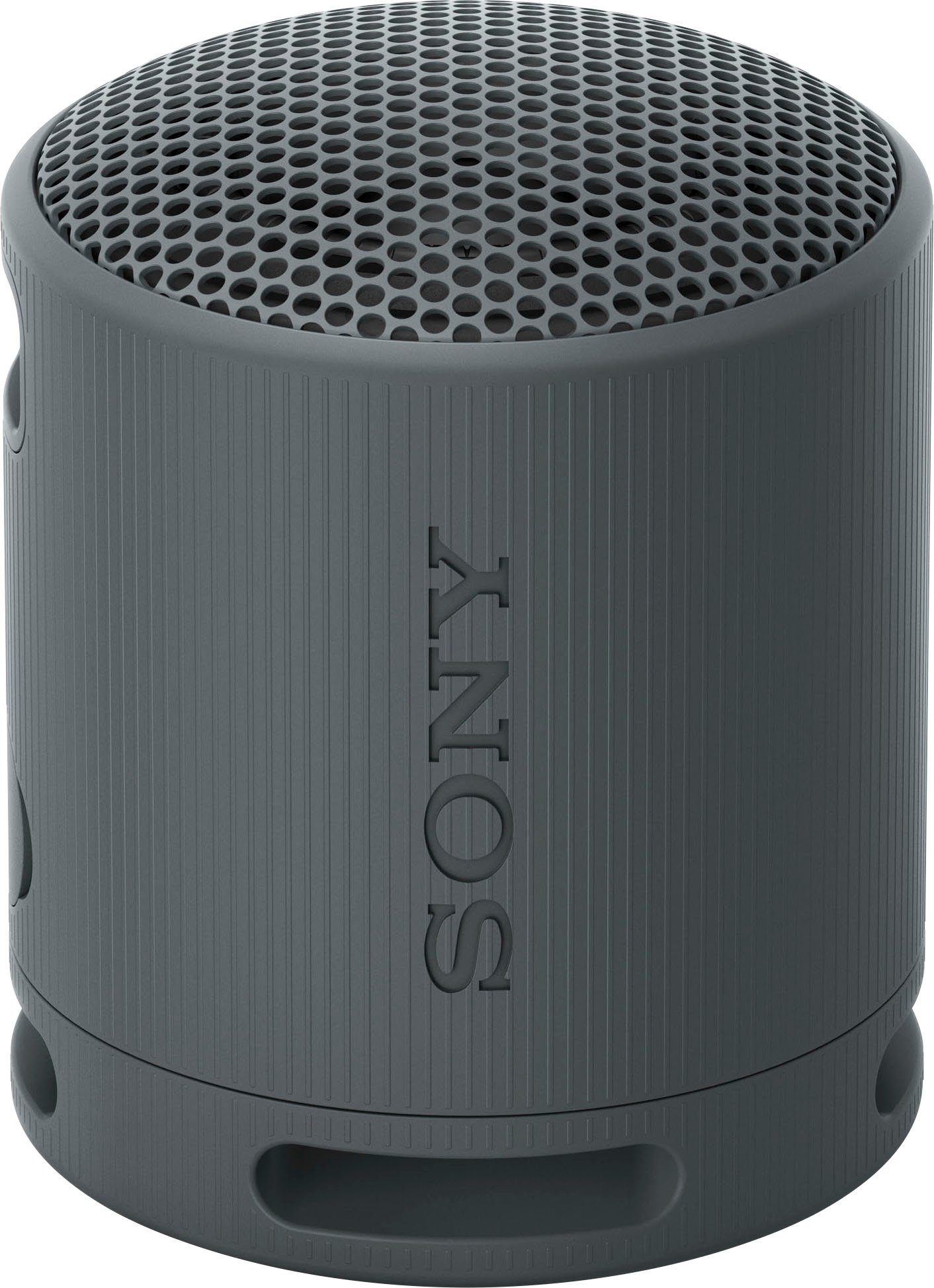 Sony 16-Std.-Akku, SRS-XB100 staubdicht, Bluetooth-Lautsprecher umweltfreundlich) und (Bluetooth, Stereo wasser- Kabellos, schwarz