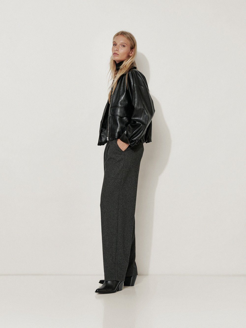 ROSNER Boyfriend-Hose Mara Barrel (1-tlg) mit Bundfalten