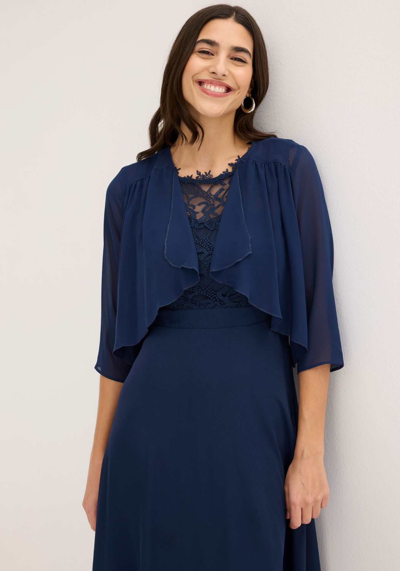 bonprix Boleroblazer für festliche Anlässe und Hochzeiten, 3/4-Ärmel, Wasserfallkragen