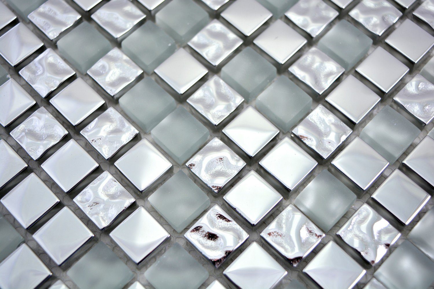 Mosaikfliese Glasmosaik Mosani Mosaikfliesen gefrostet Silber Glas matt electroplated