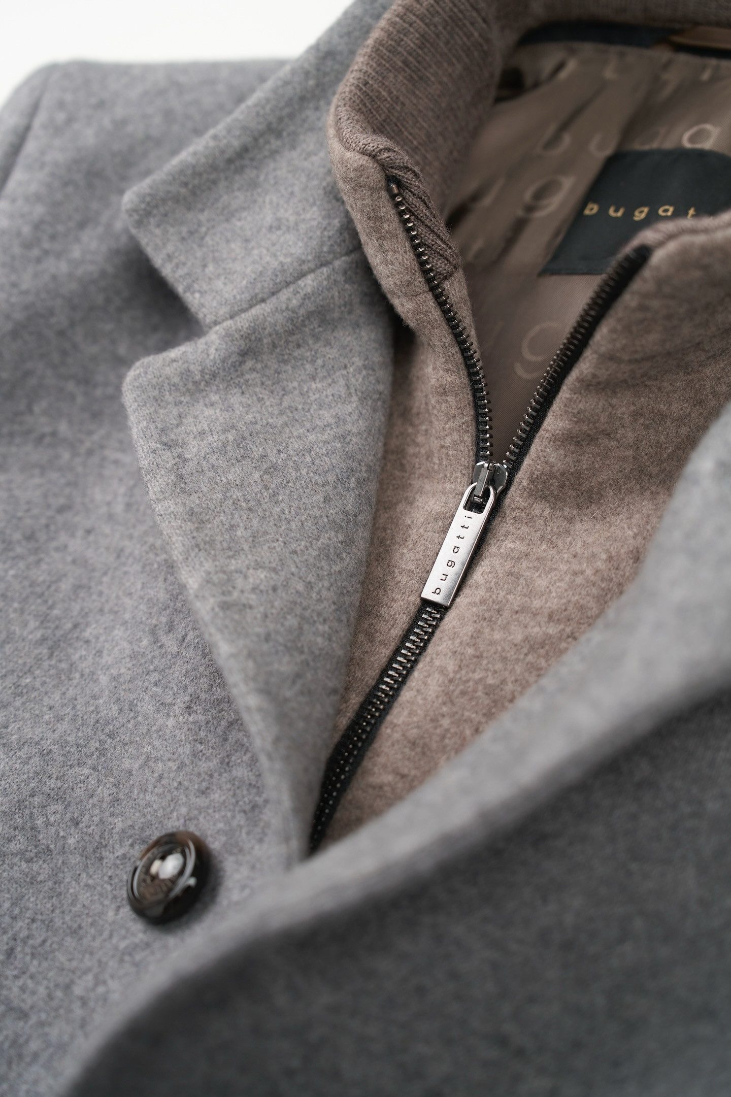 bugatti Kurzmantel aus einer Kaschmir-Wollqualität