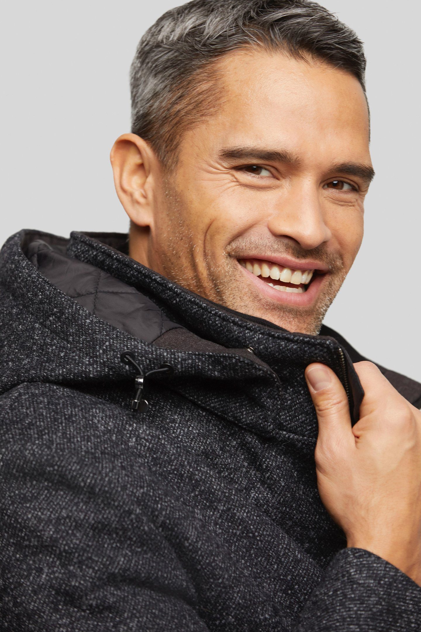bugatti Kurzjacke mit Wollanteil