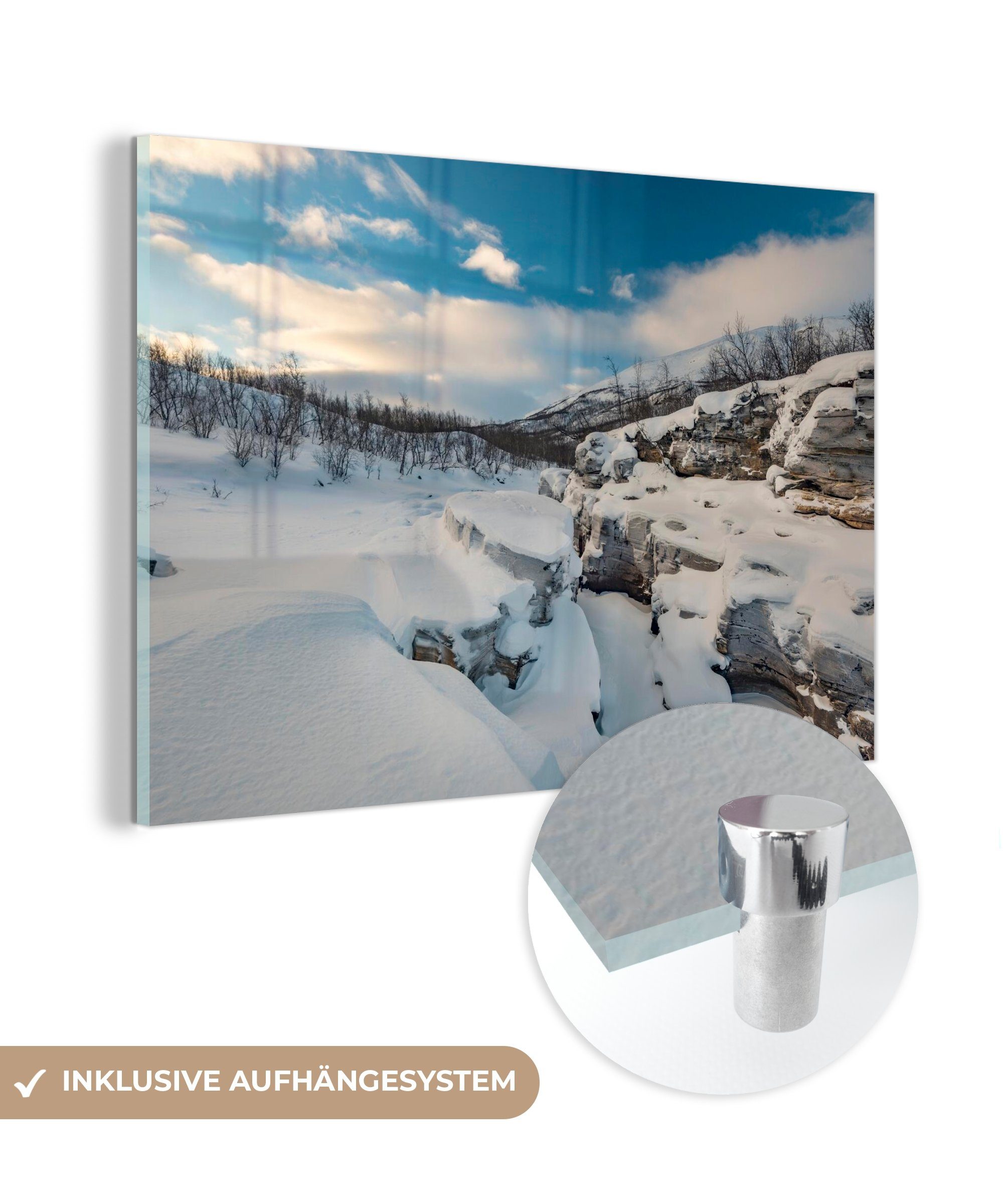 MuchoWow Acrylglasbild Die verschneite Landschaft im Abisko-Nationalpark in Schweden, (1 St), Acrylglasbilder Wohnzimmer & Schlafzimmer