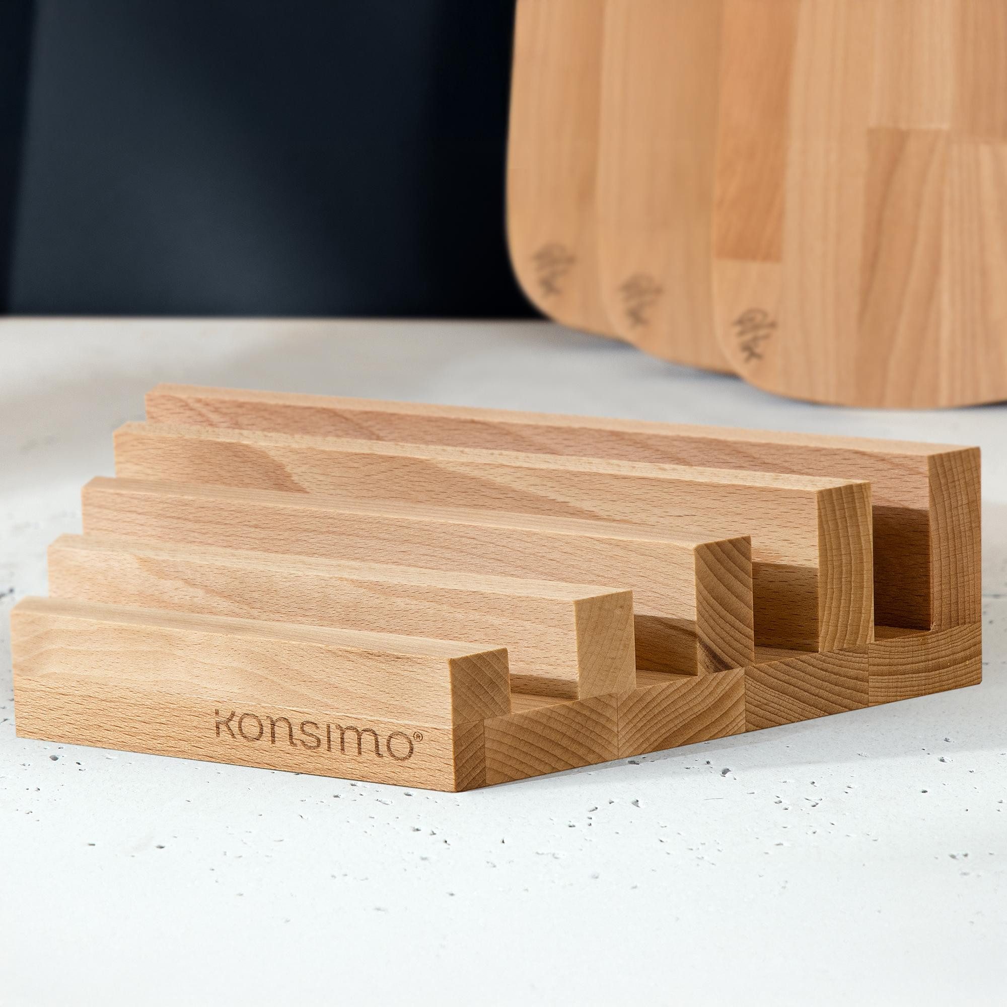 KONSIMO® Küchenorganizer-Set Küchenbrettchenhalter HEMERO aus Massivholz, (Abmessungen des Ständers für 4 Küchenbretter: 31,5x7,5x18,4 cm), hergestellt in der EU, Handarbeit, Holzständer