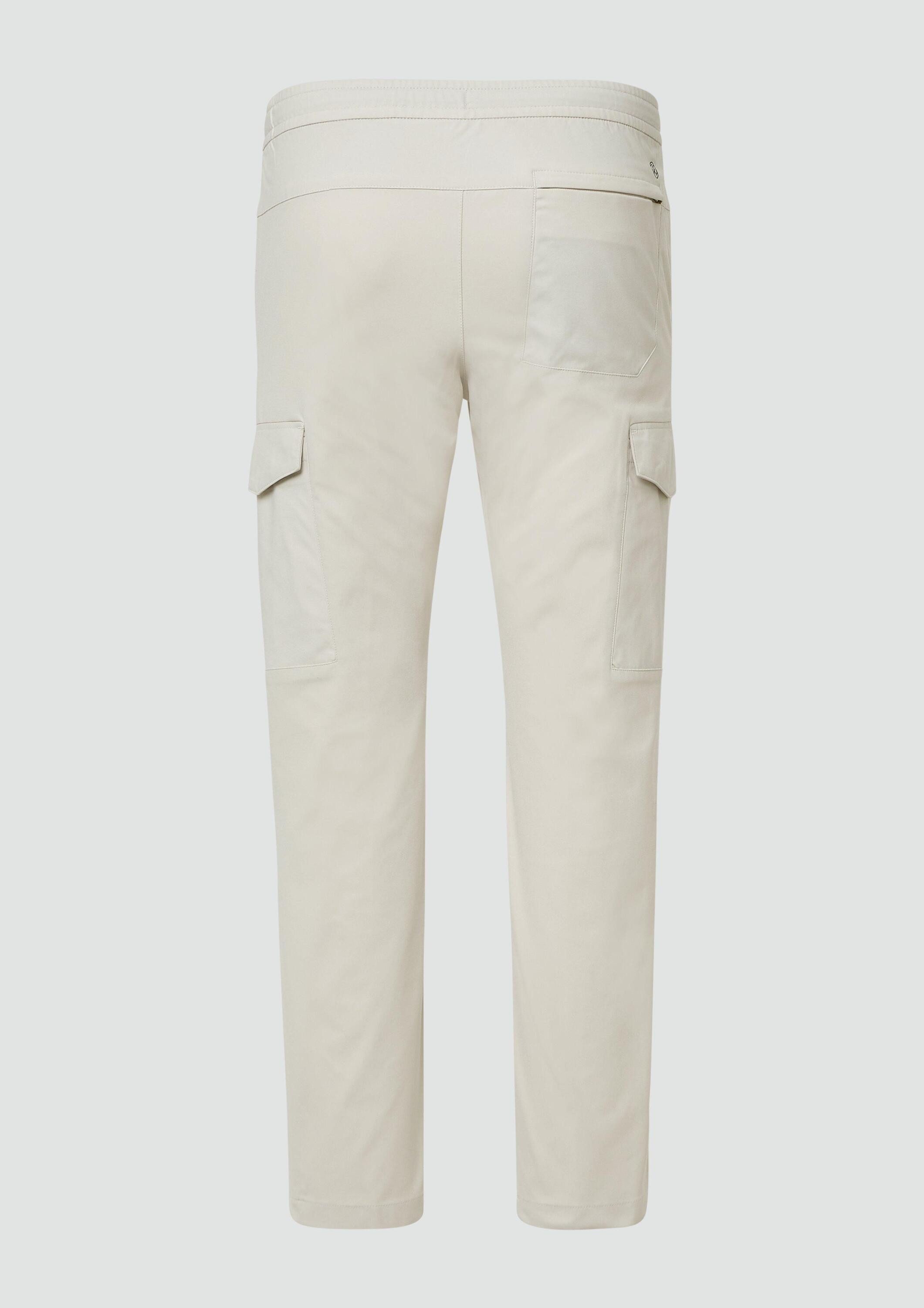 s.Oliver Chinos Hose Sportive Jogpants mit Cargo-Taschen aus elastischem Jersey