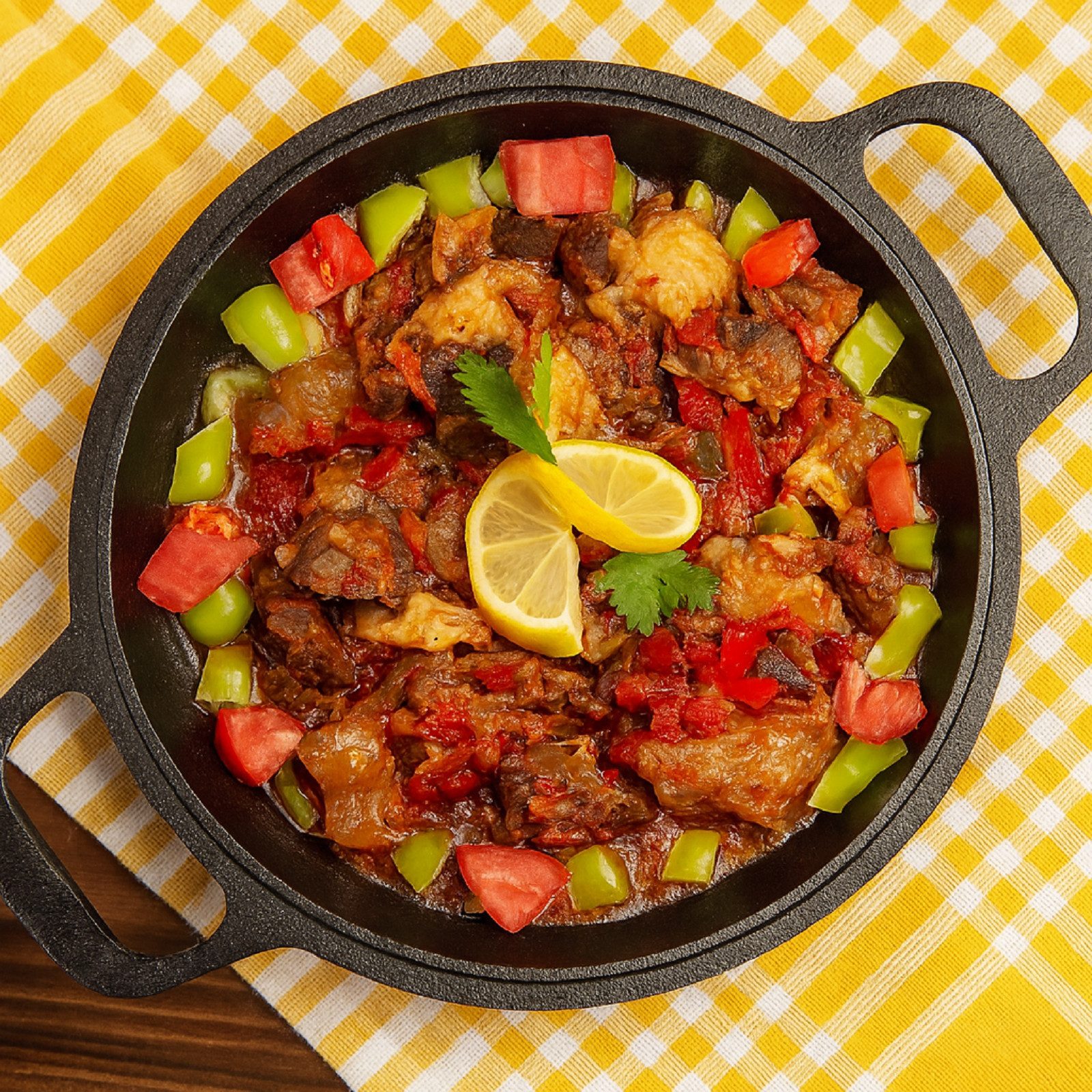 QLS Feuertopf aus Gusseisen Dutch Oven 10L 3in1 mit Deckel, Gusseisen, Pfanne & Grill, Natürlich & langlebig, Perfekt für Outdoor-Abenteuer