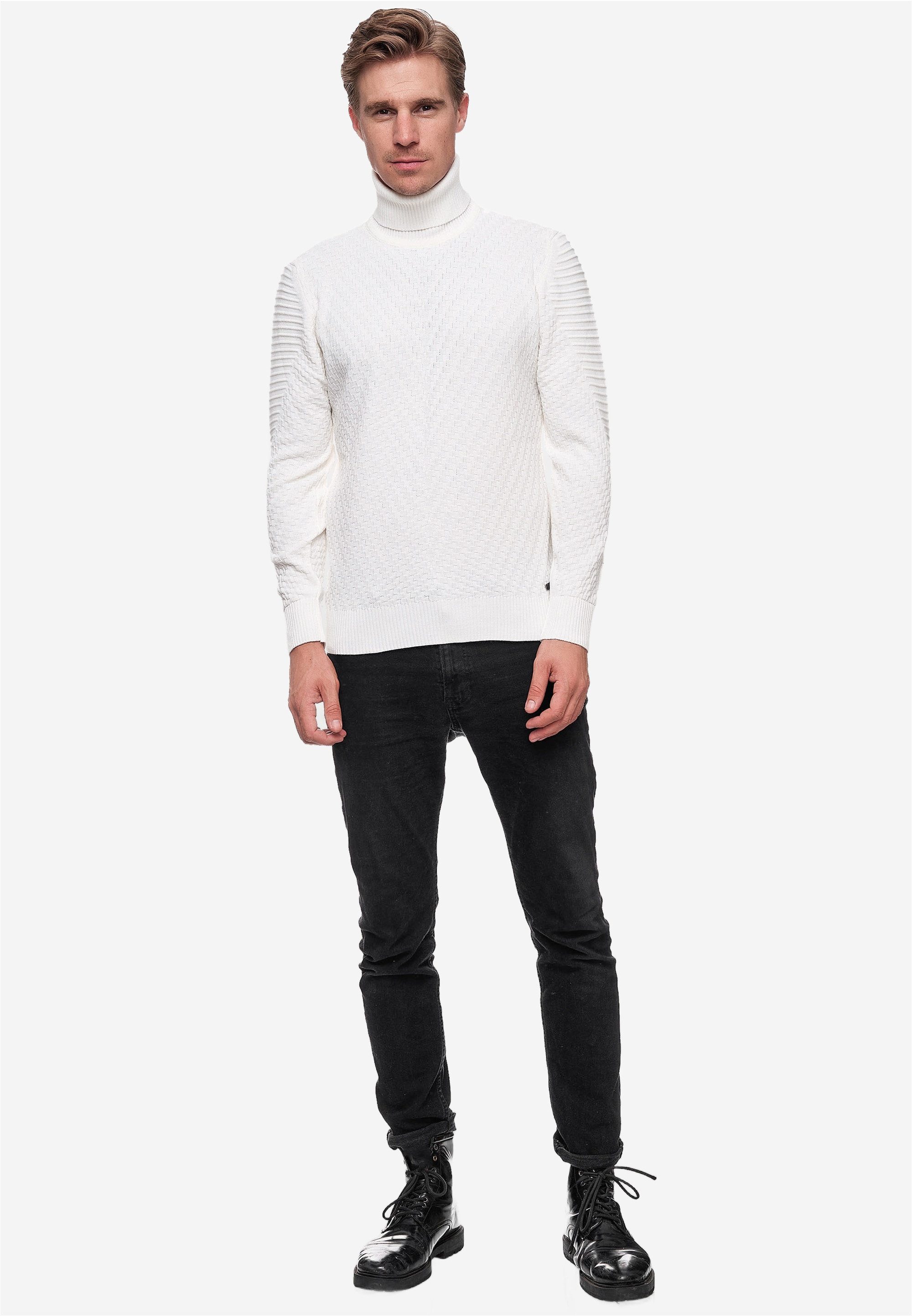Rusty Neal Rollkragenpullover in stilvollem Feinstrick