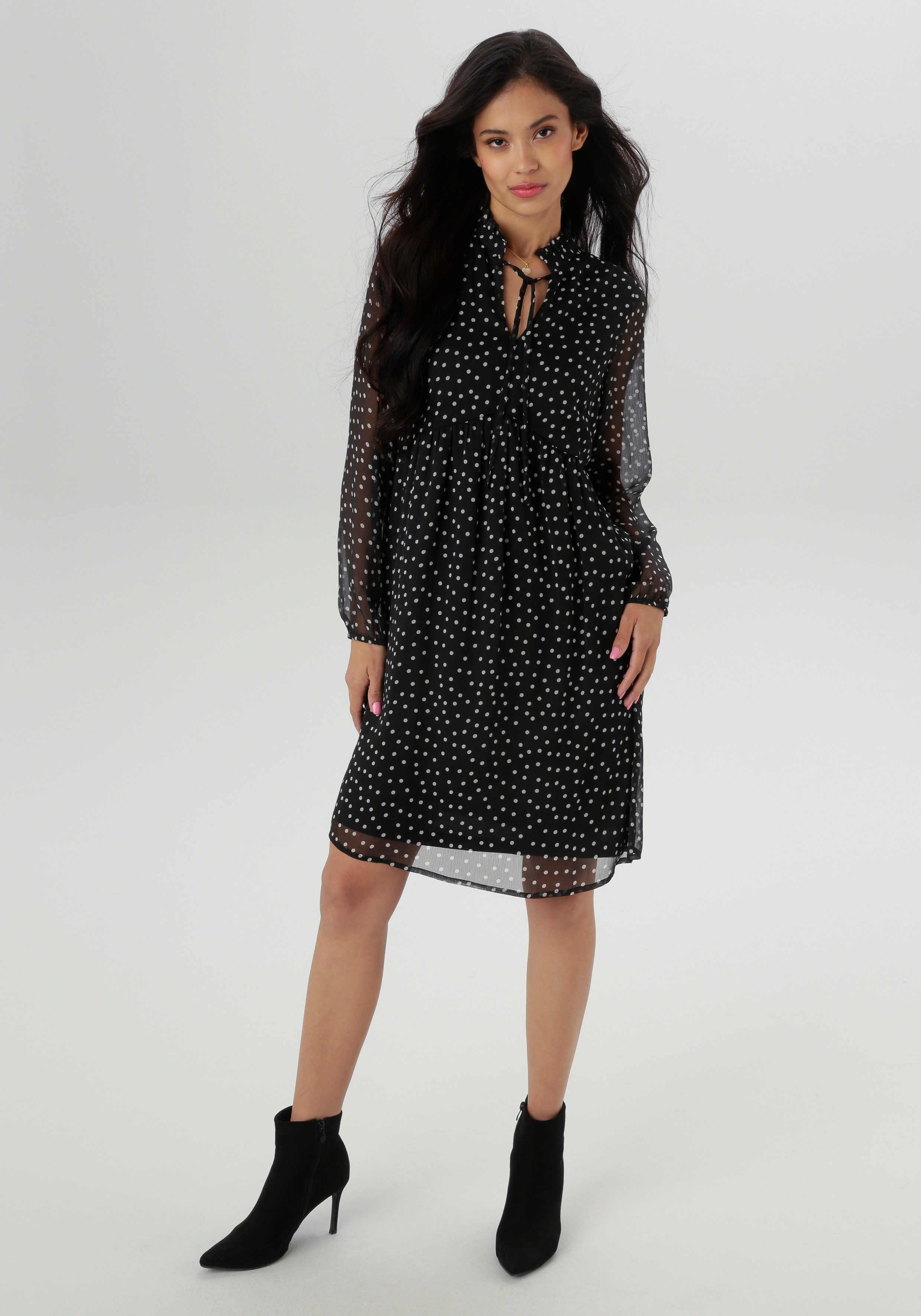 Aniston SELECTED Chiffonkleid Mit kleinen Rüschen am Stehkragen und Bindebä günstig online kaufen