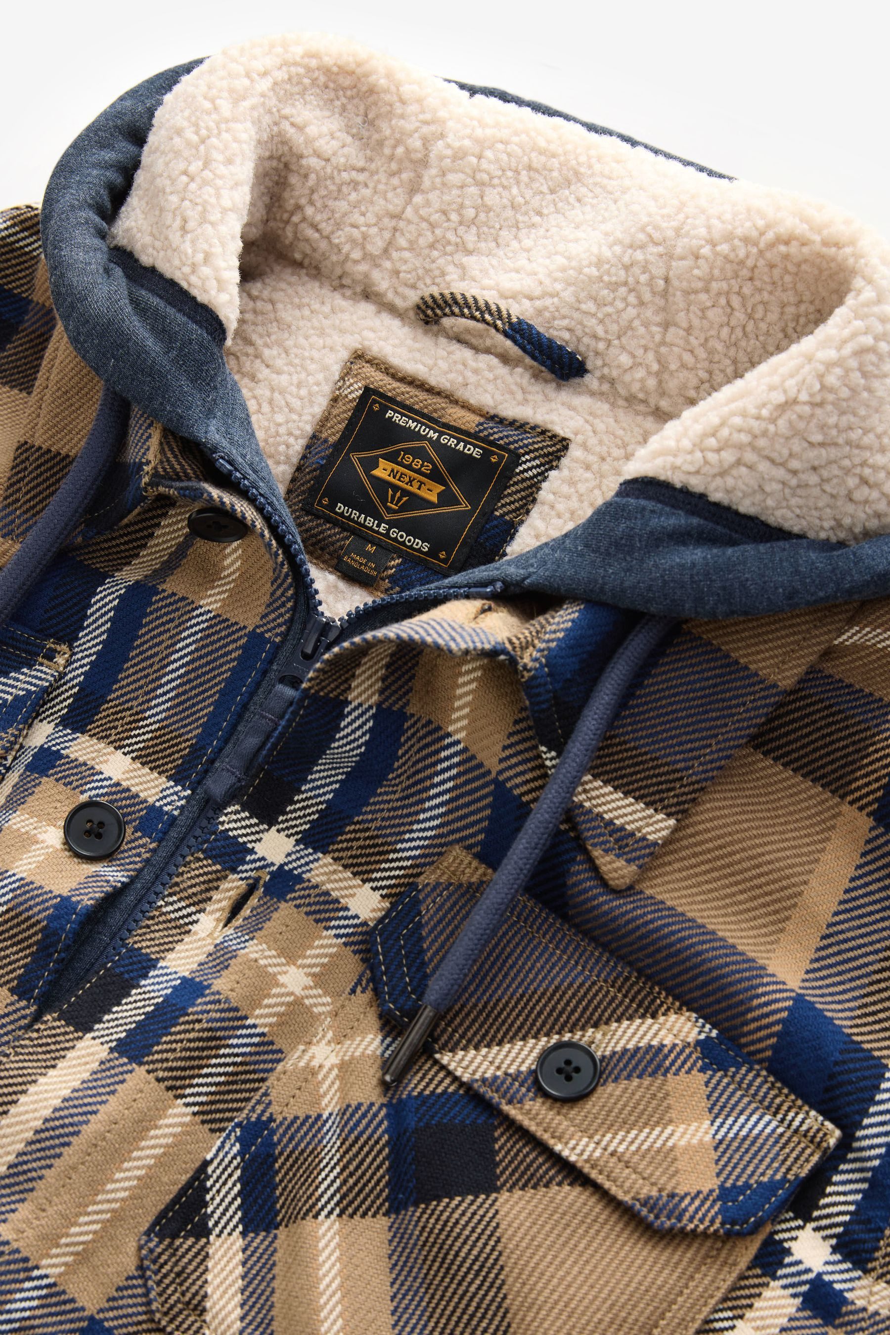 Next Hemdjacke Karierte Hemdjacke mit Teddyfutter und Kapuze (1-St)