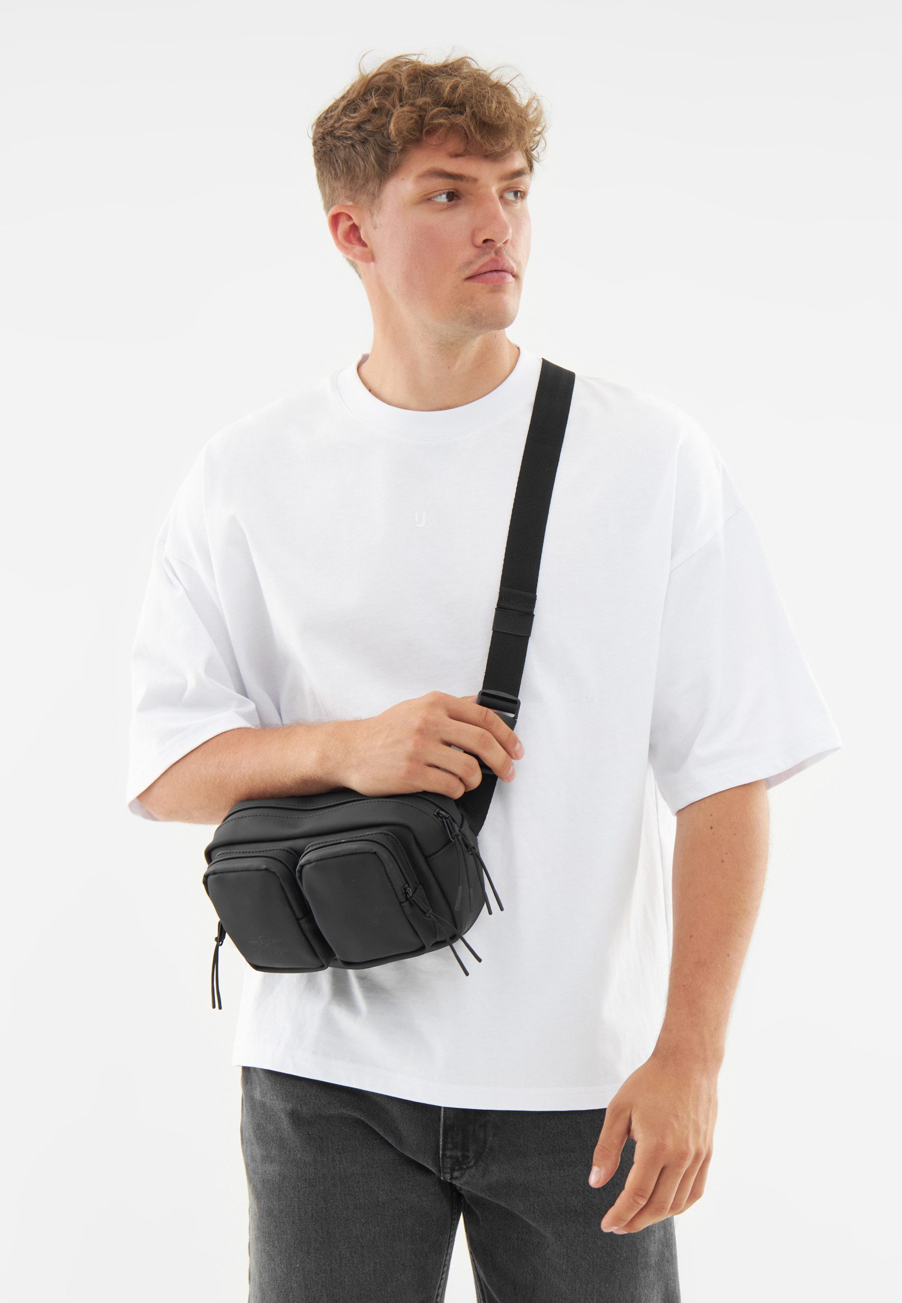 Johnny Urban Gürteltasche Wesley Hip Bag, Große Crossbody Bag (1-tlg), Wasserabweisend, Matte sleek Optik