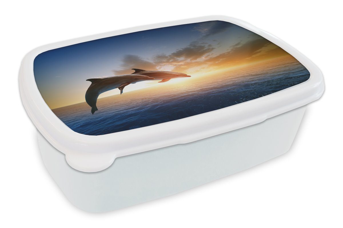 MuchoWow Lunchbox Zwei Delphine springen ins Wasser, Kunststoff, (2-tlg), Brotbox für Kinder und Erwachsene, Brotdose, für Jungs und Mädchen weiß