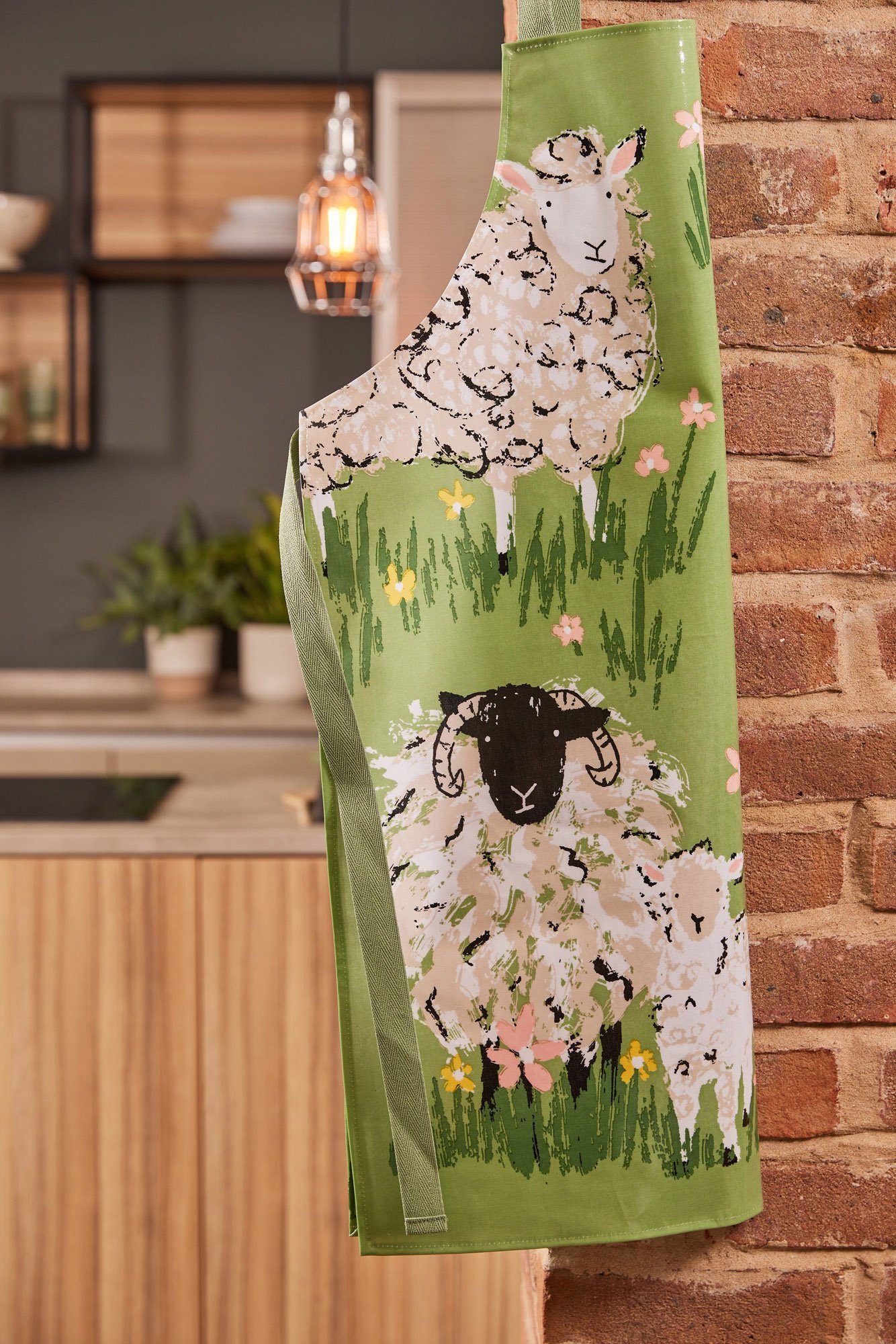 Ulster Weavers Kochschürze Woolly Sheep, (Set, 1-tlg., Set), PVC beschichtete Kochschürze 100% Baumwolle mit PVC-Überzug ca.59x81cm