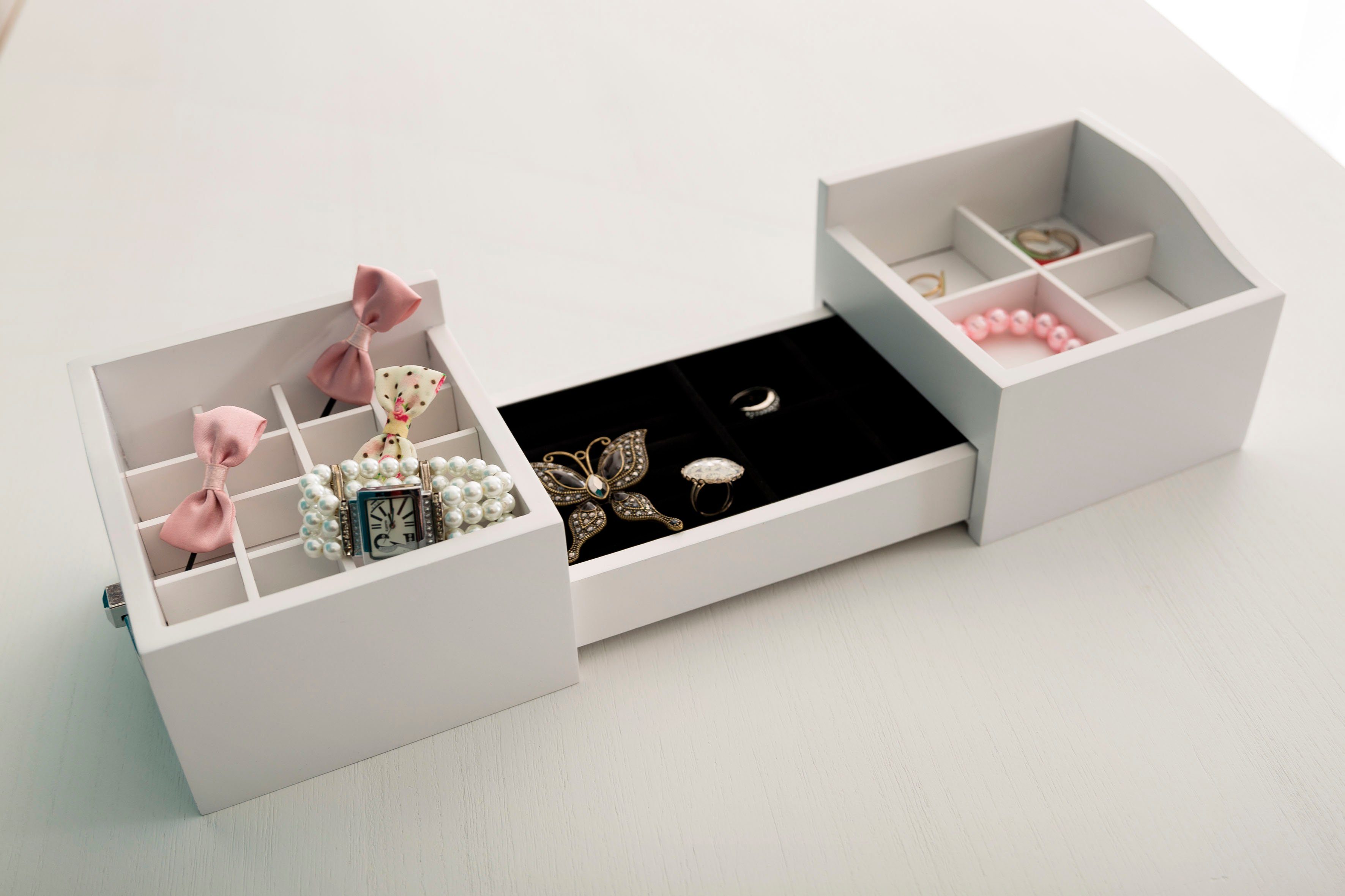 Myflair Möbel & Accessoires Kosmetikbox Marlisa, weiß, ausziehbar, auch ideal als Schmuckkasten – Bild 5 von 5